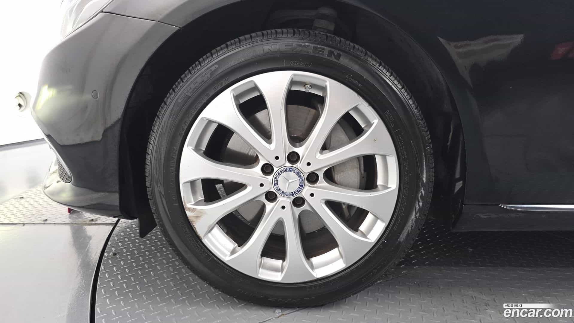 E-Class Mercedes-Benz 2016.8-OUTER-005