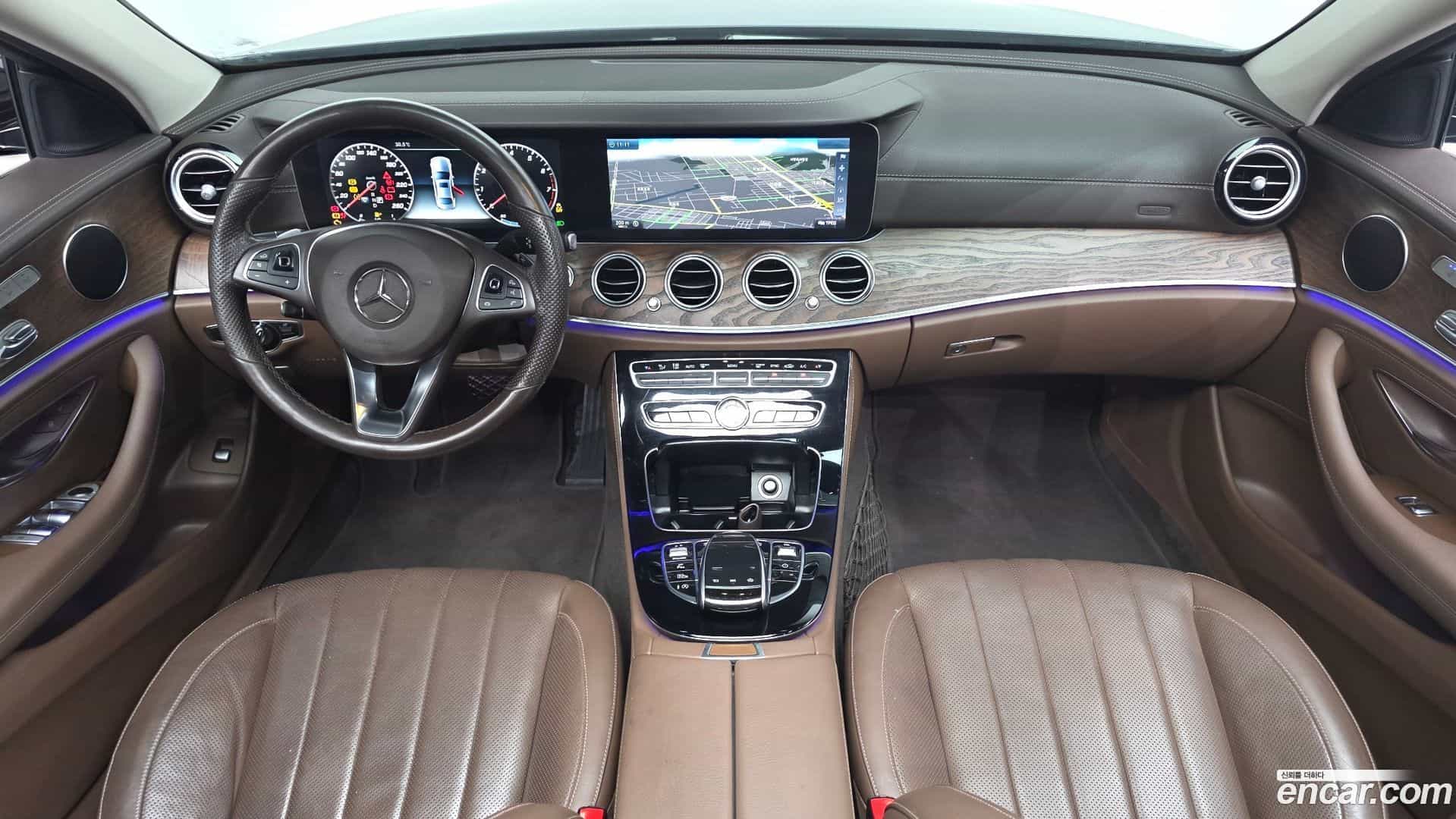 E-Class Mercedes-Benz 2016.8-INNER-007