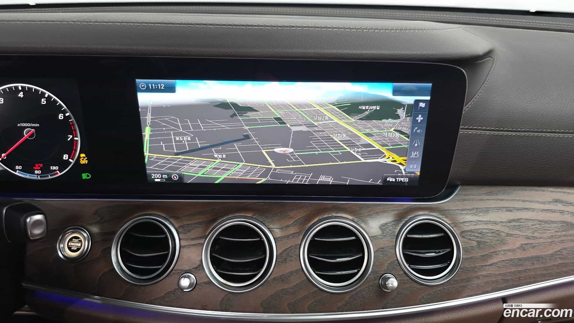 E-Class Mercedes-Benz 2016.8-OPTION-018