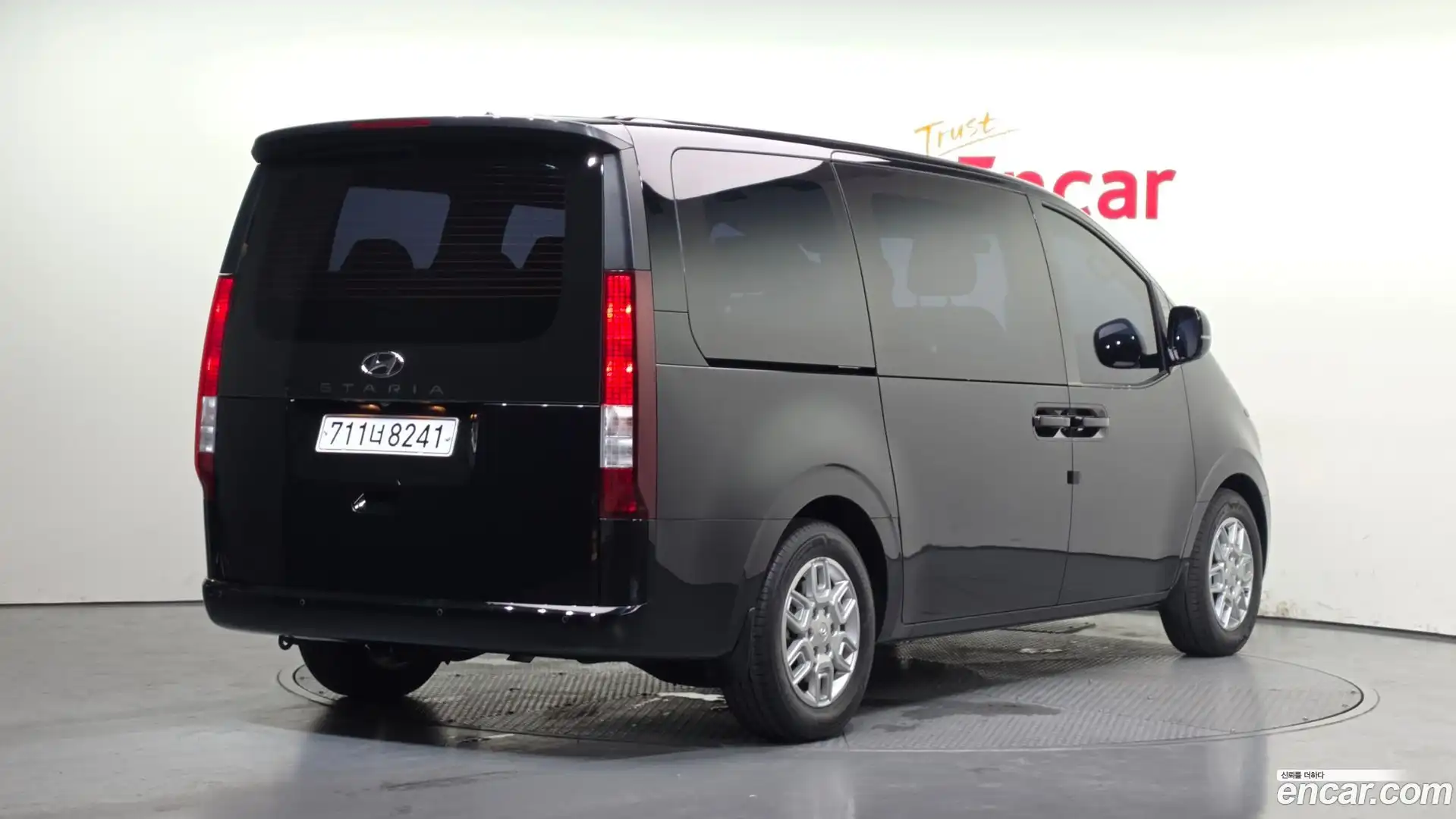 Staria Hyundai 2022.5-OUTER-002