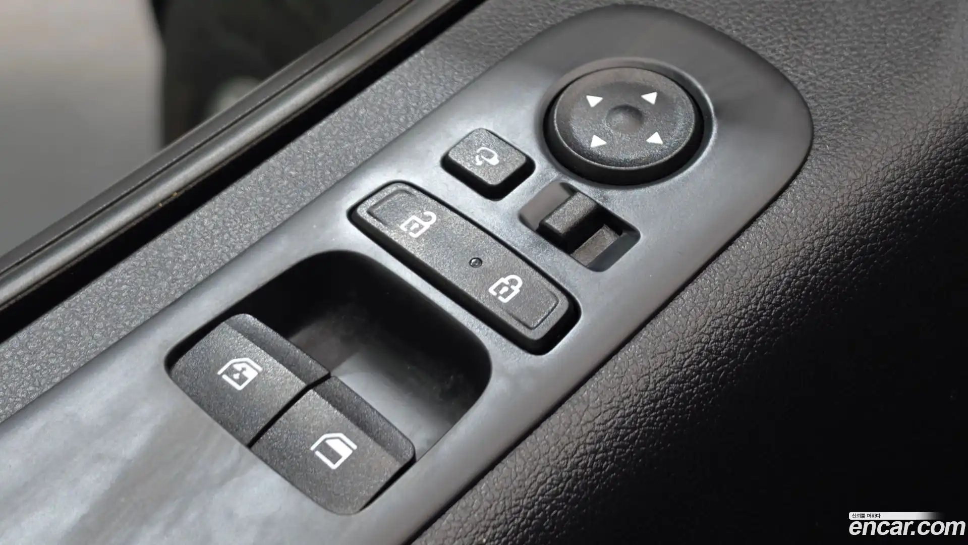 Staria Hyundai 2022.5-OPTION-043
