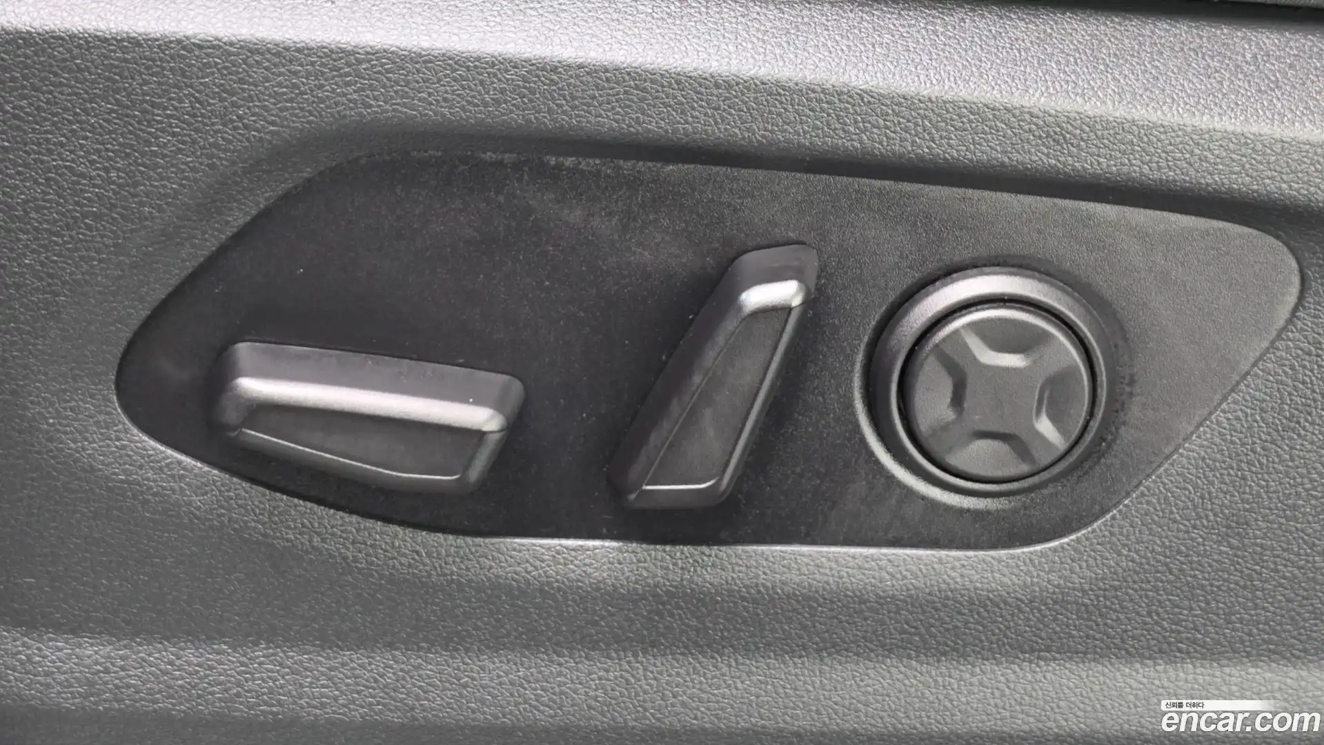 Staria Hyundai 2022.5-OPTION-044