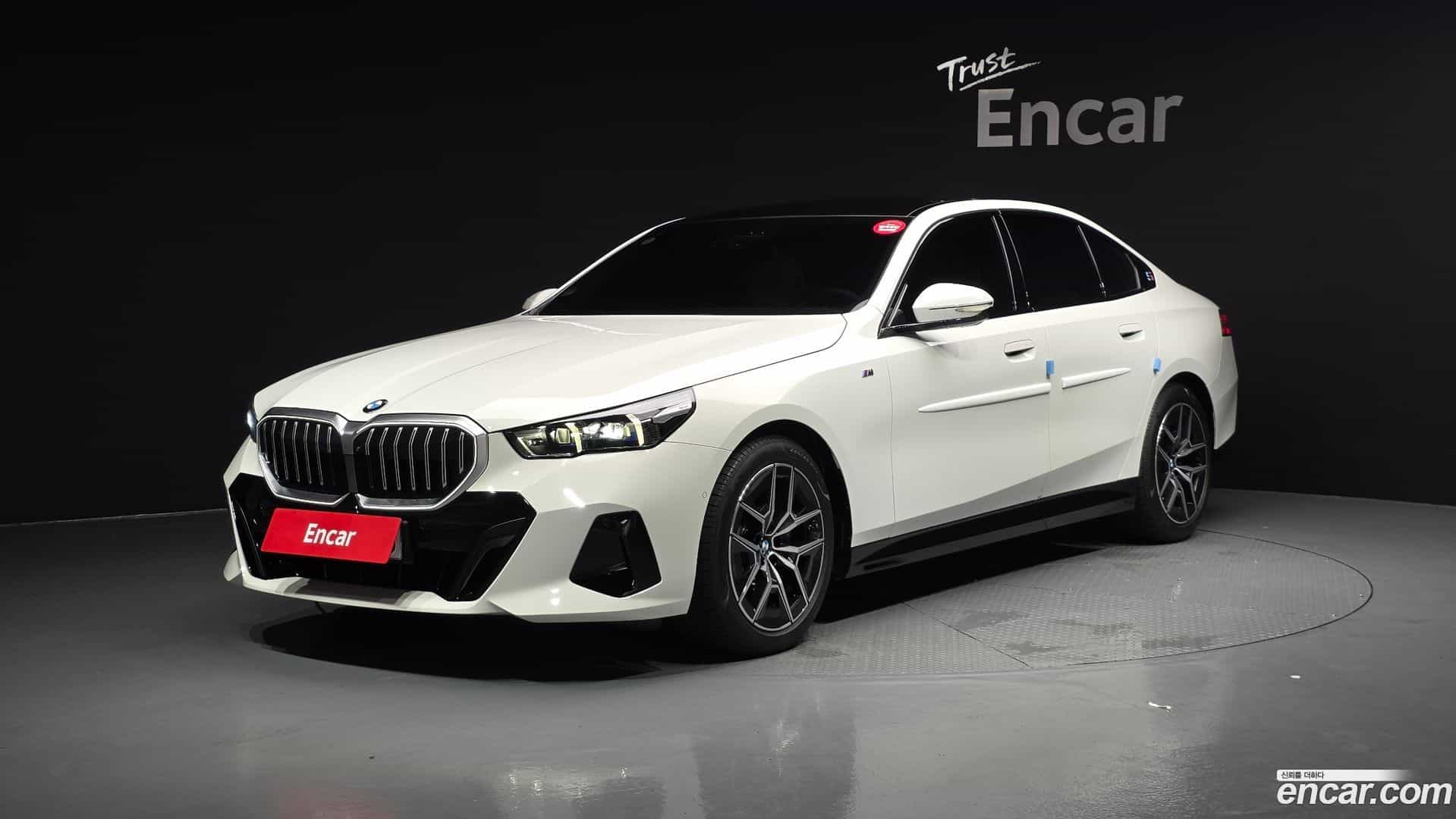 5-Series BMW 2025.5-OUTER-001