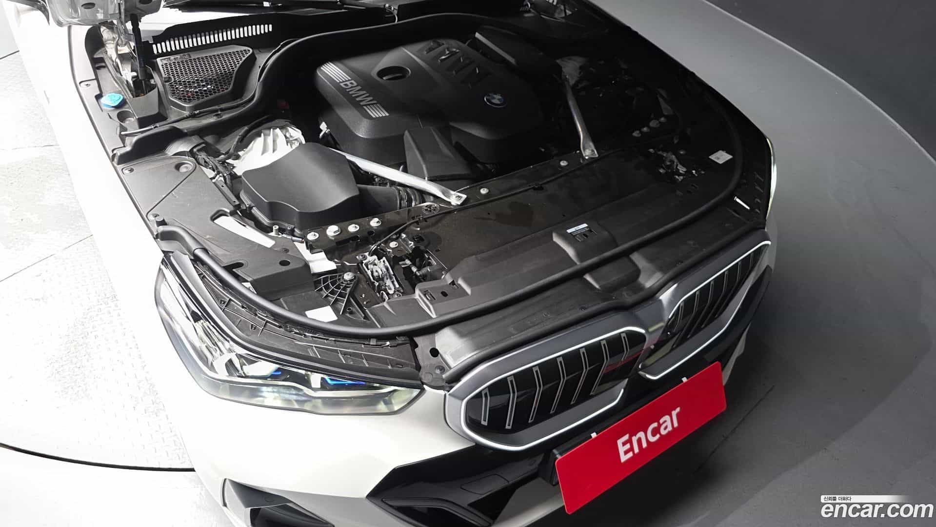 5-Series BMW 2025.5-OUTER-006