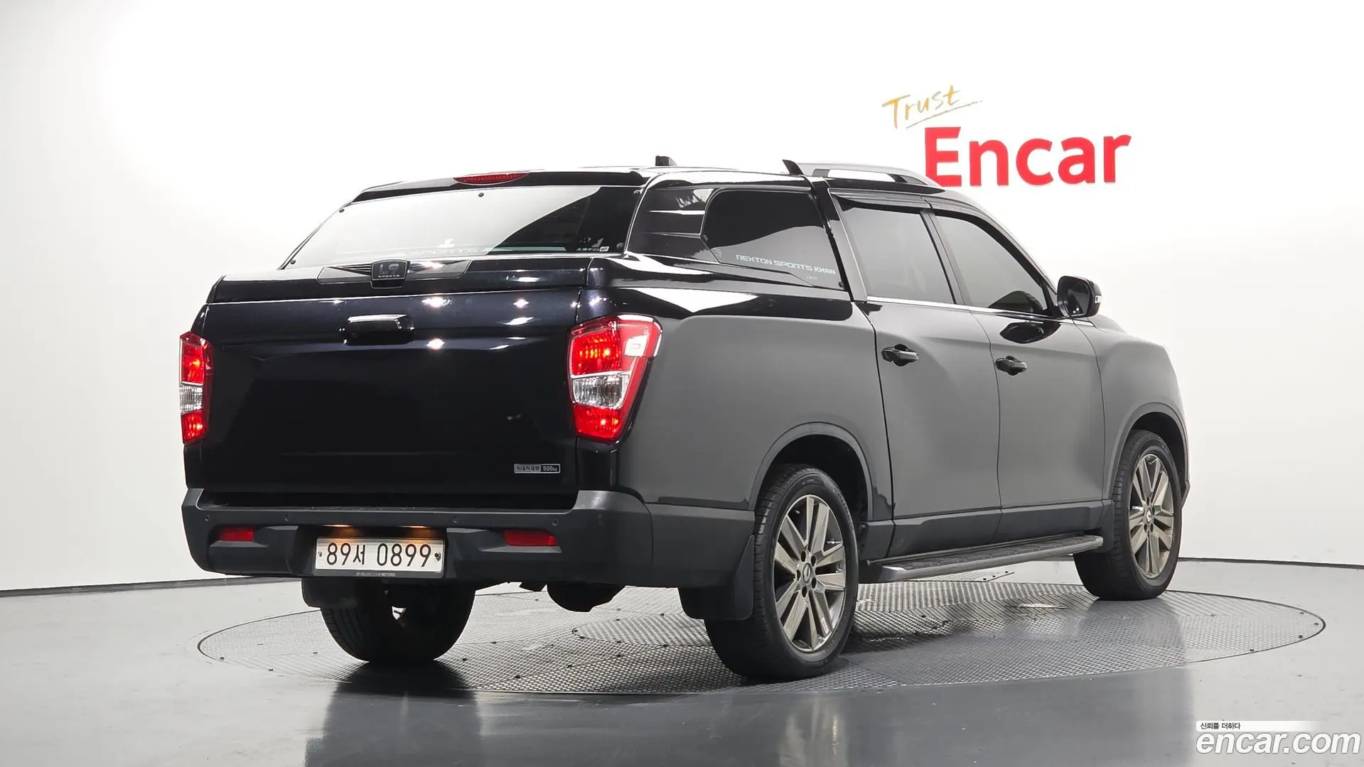 Main__Slider__Photo:Rexton KG Mobility 2019.8-1