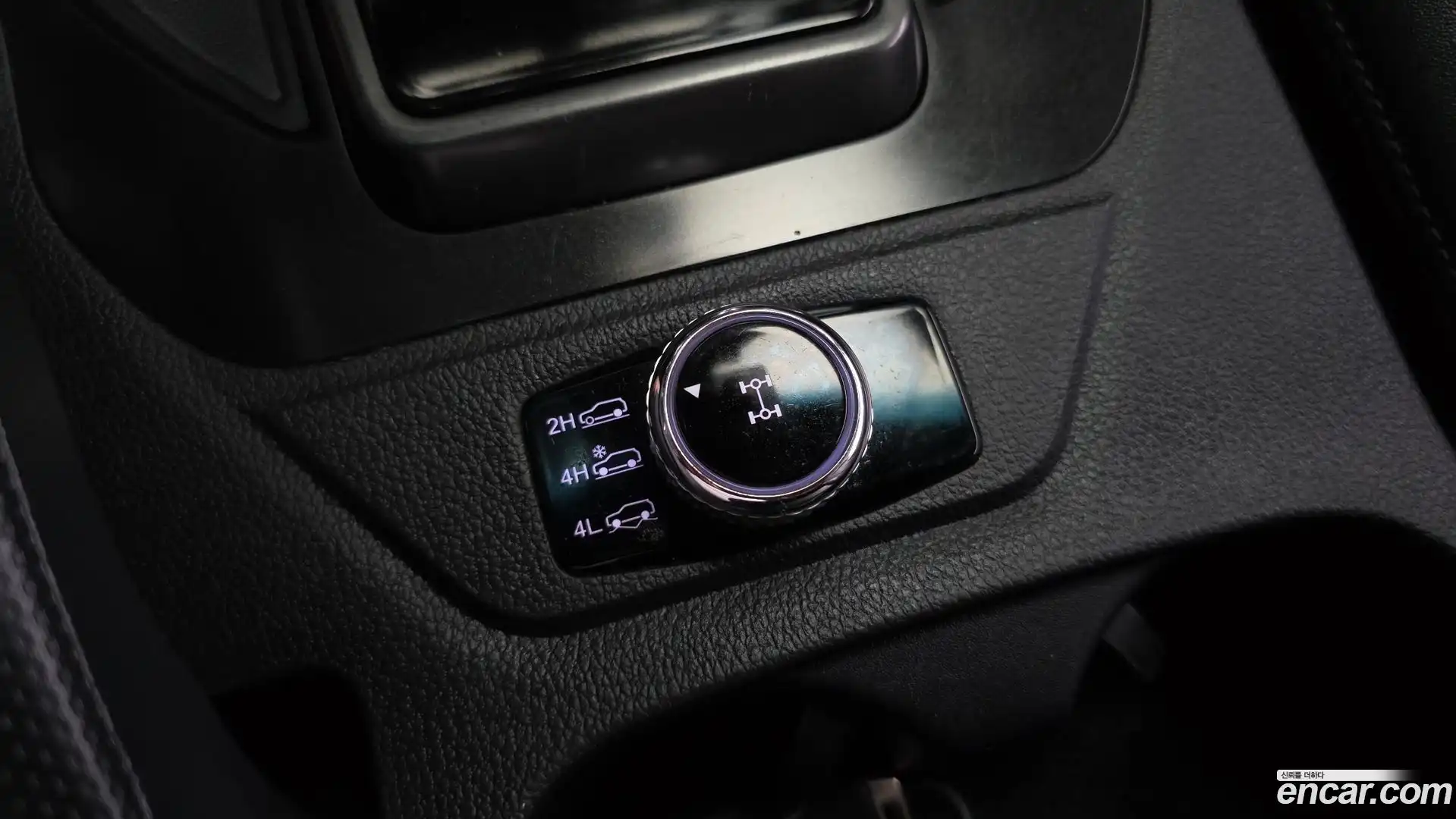 Rexton KG Mobility 2019.8-OPTION-024