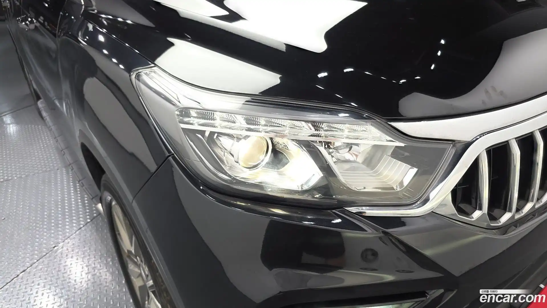 Rexton KG Mobility 2019.8-OUTER-032