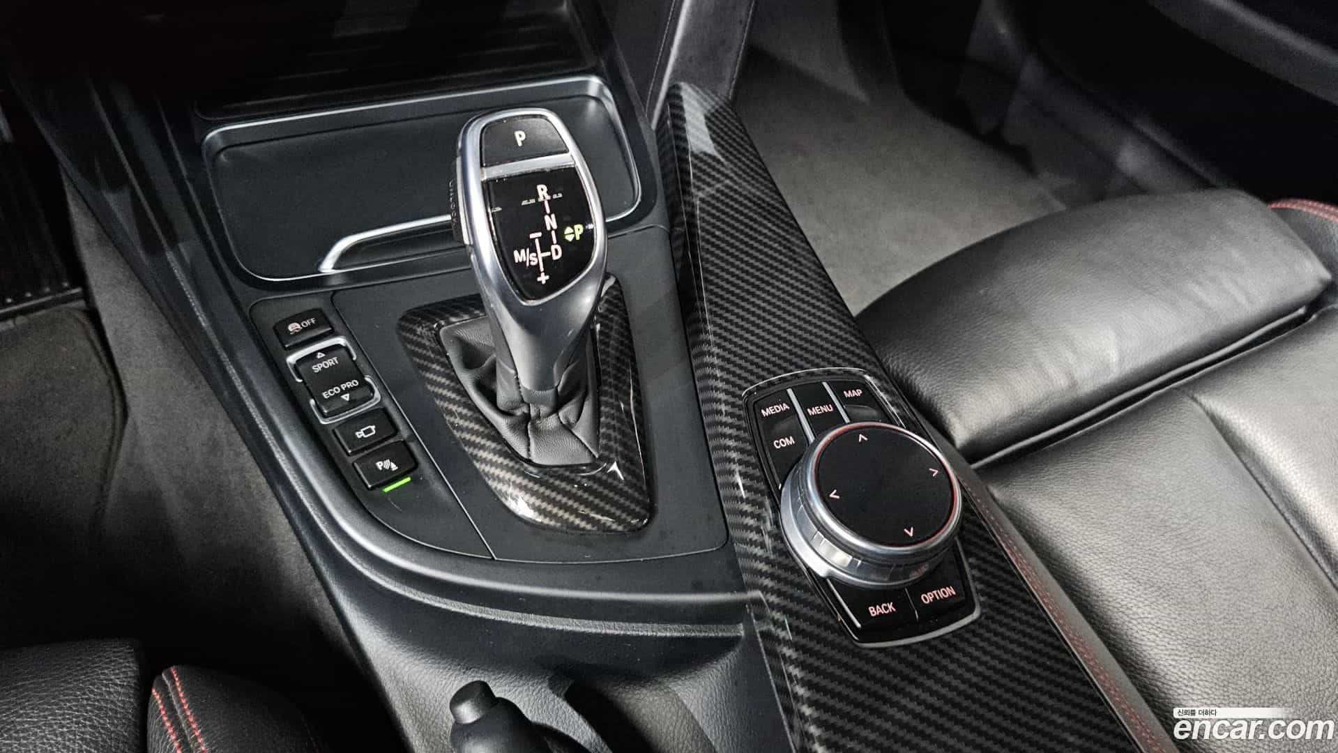 4-Series BMW 2018.5-INNER-009