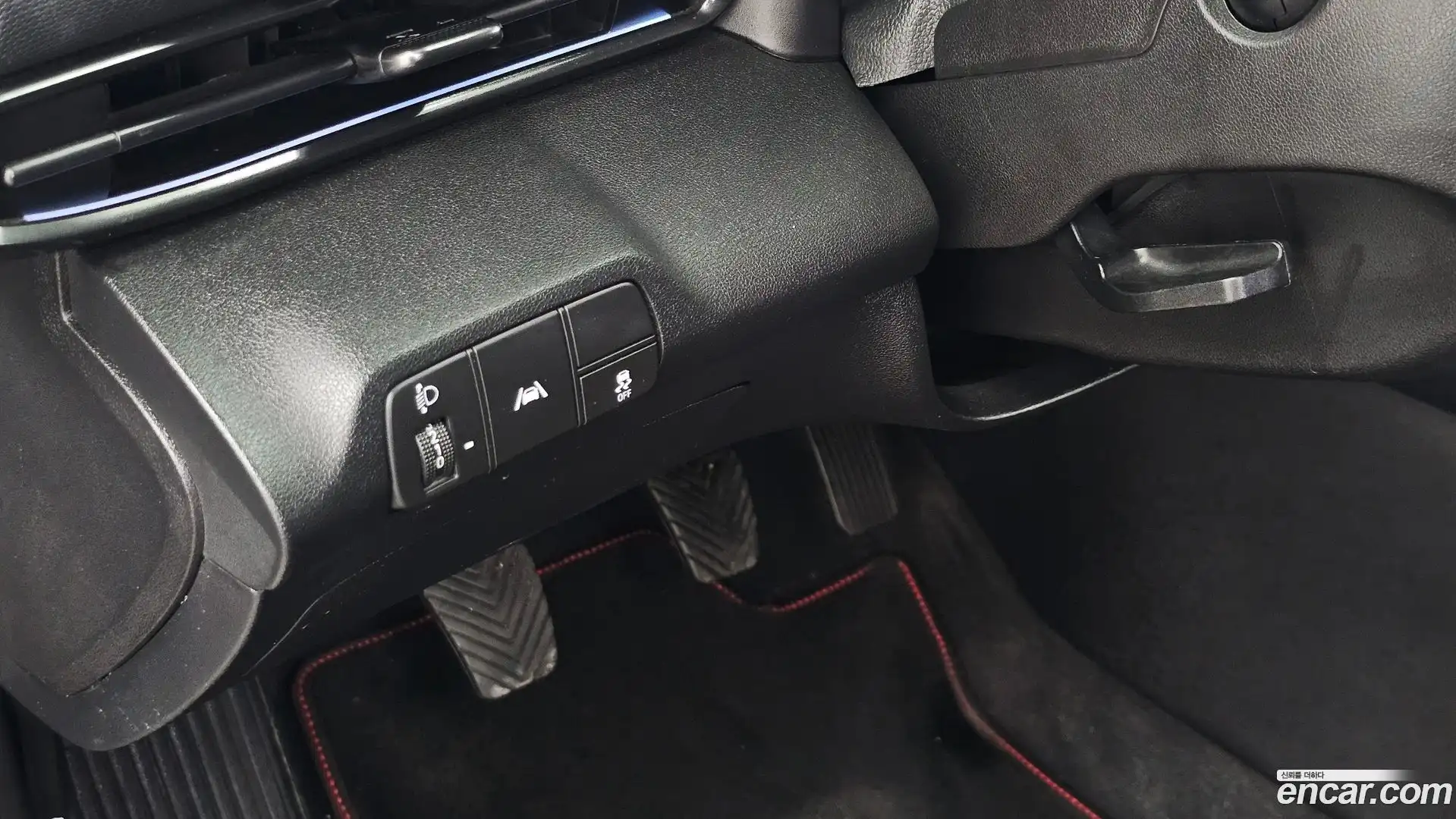 AVANTE Hyundai 2020.10-OPTION-022
