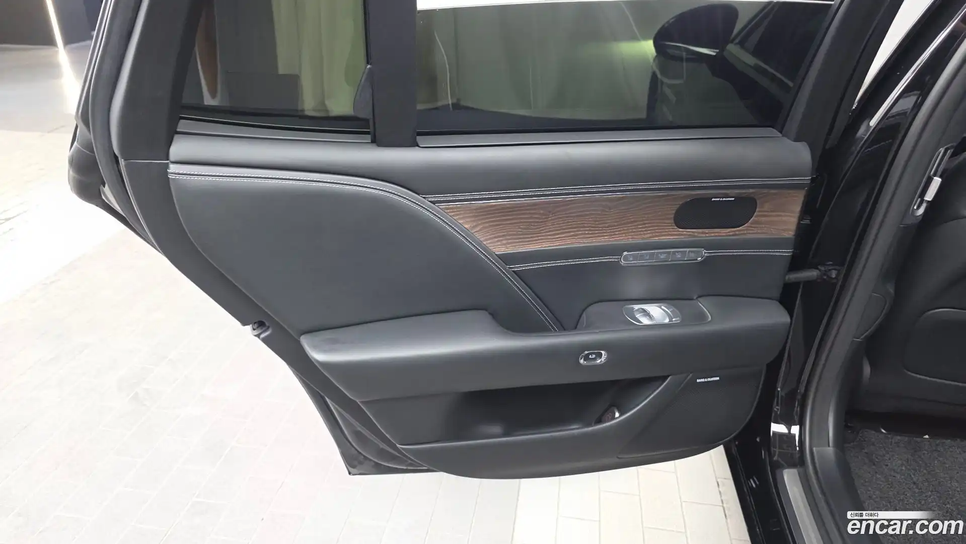 G90 Genesis 2022.3-INNER-035