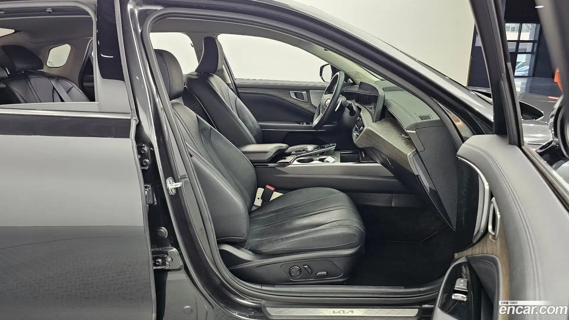 K8 Kia 2022.0-OPTION-015