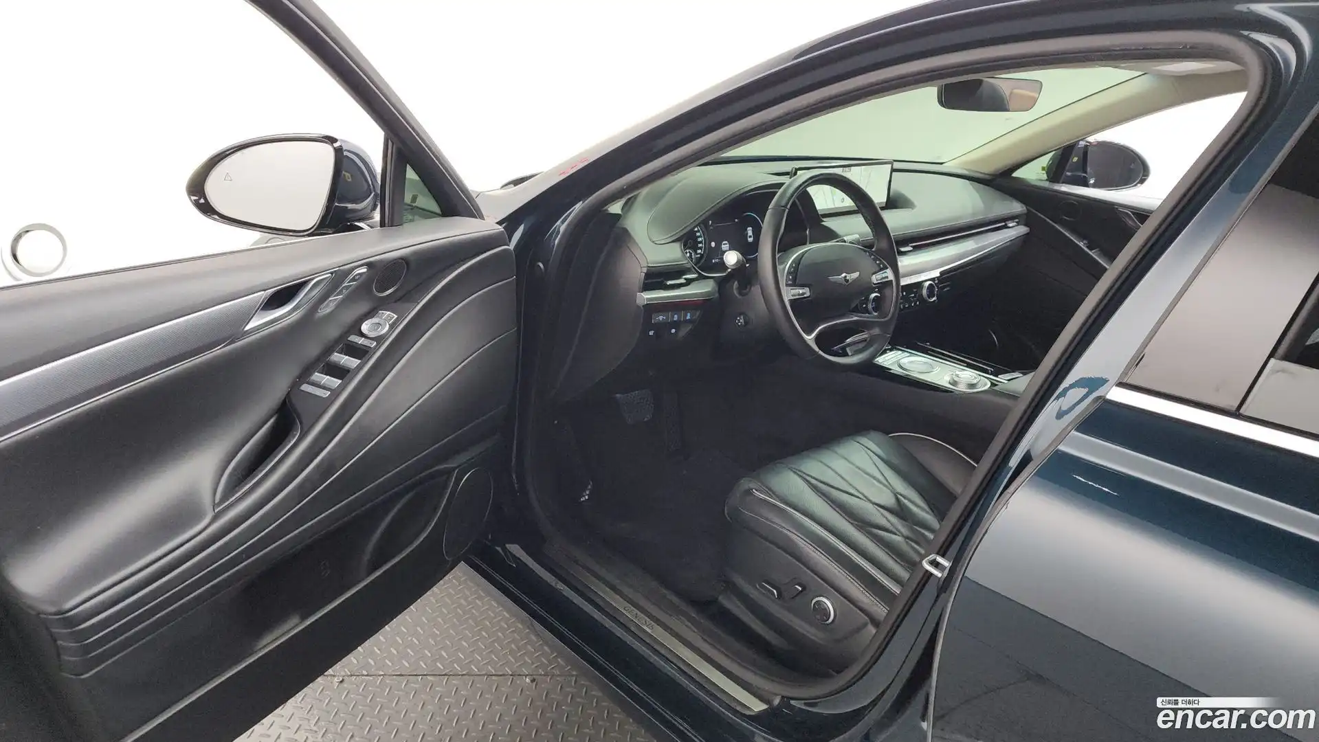 G80 Genesis 2022.9-INNER-010