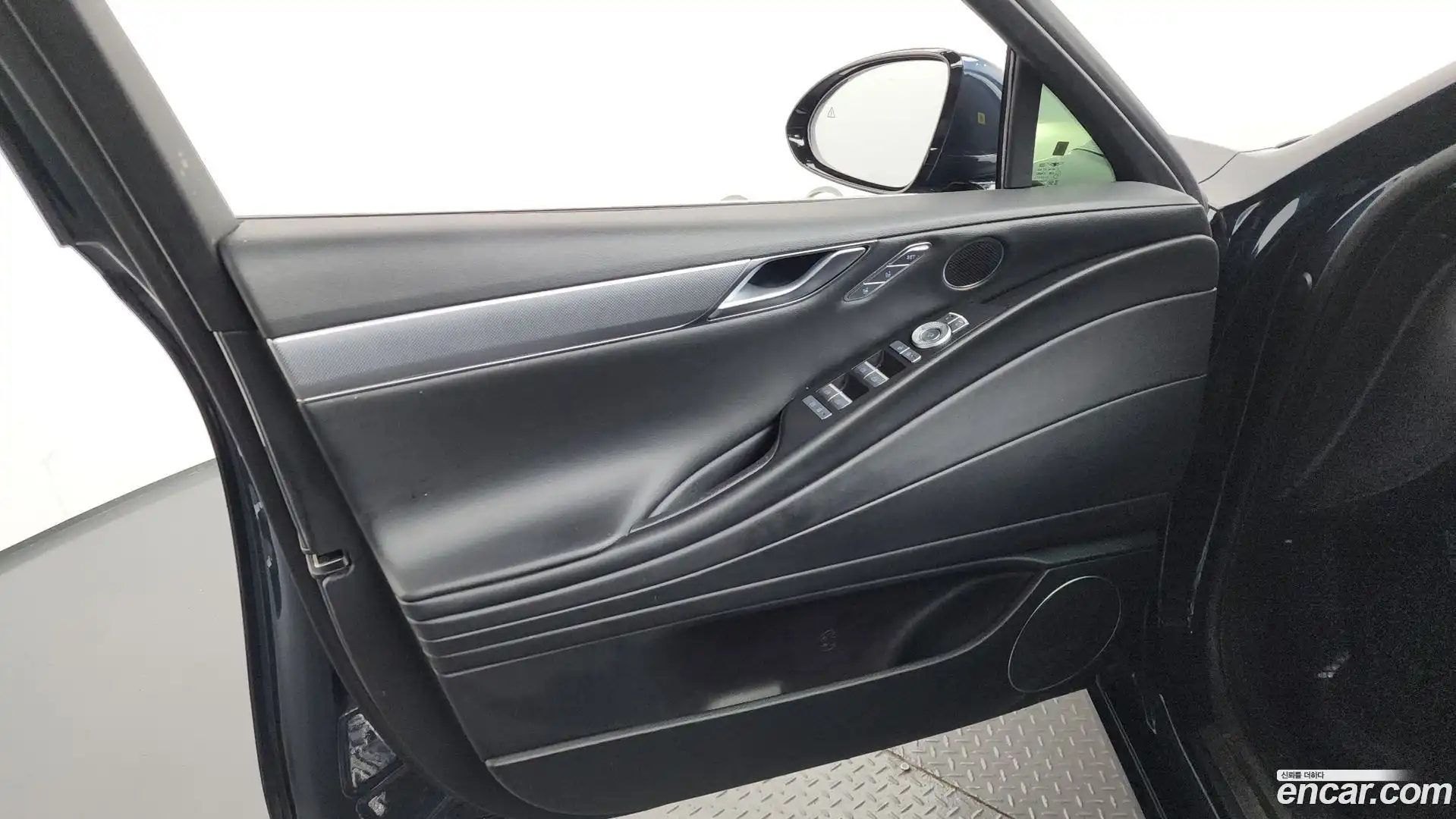 G80 Genesis 2022.9-INNER-034