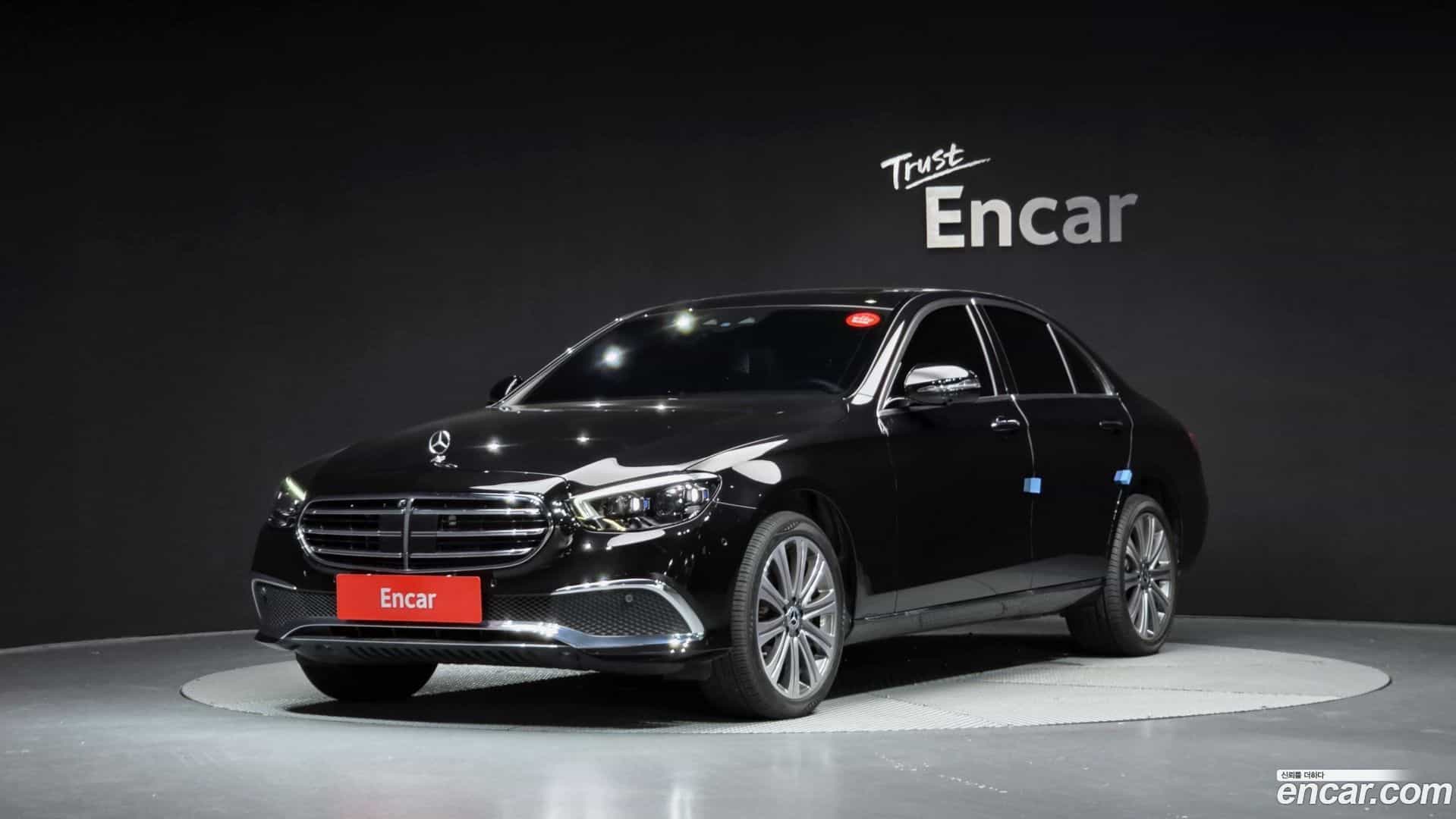 E-Class Mercedes-Benz 2023.1-OUTER-001