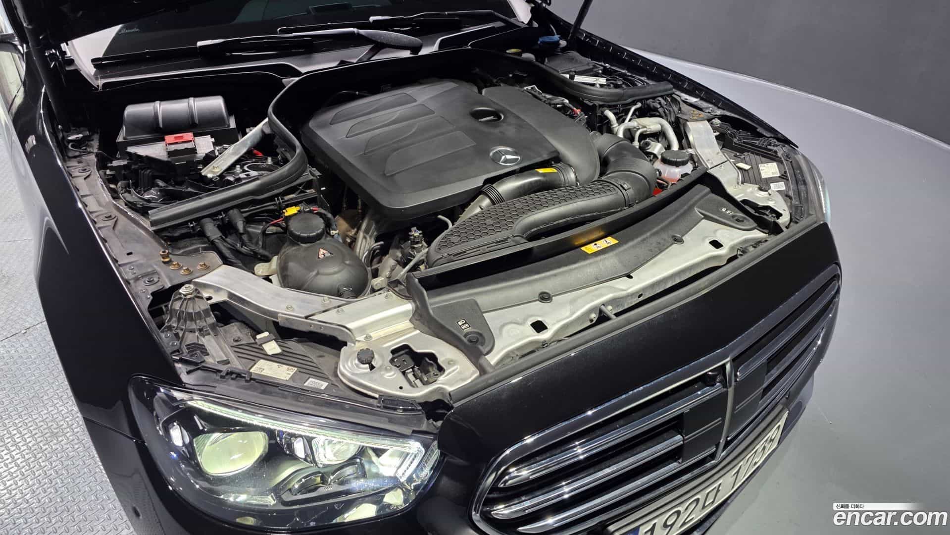 E-Class Mercedes-Benz 2023.1-OUTER-006