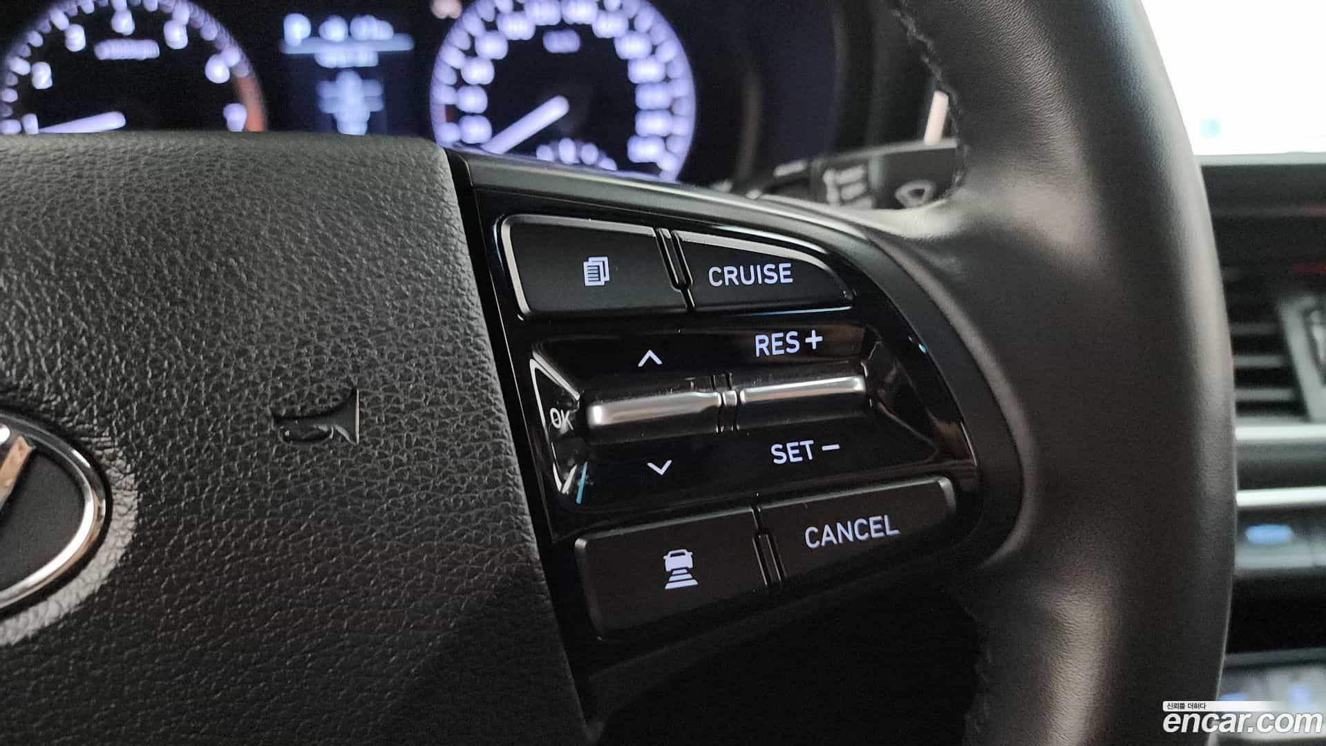Grandeur Hyundai 2017.0-OPTION-019