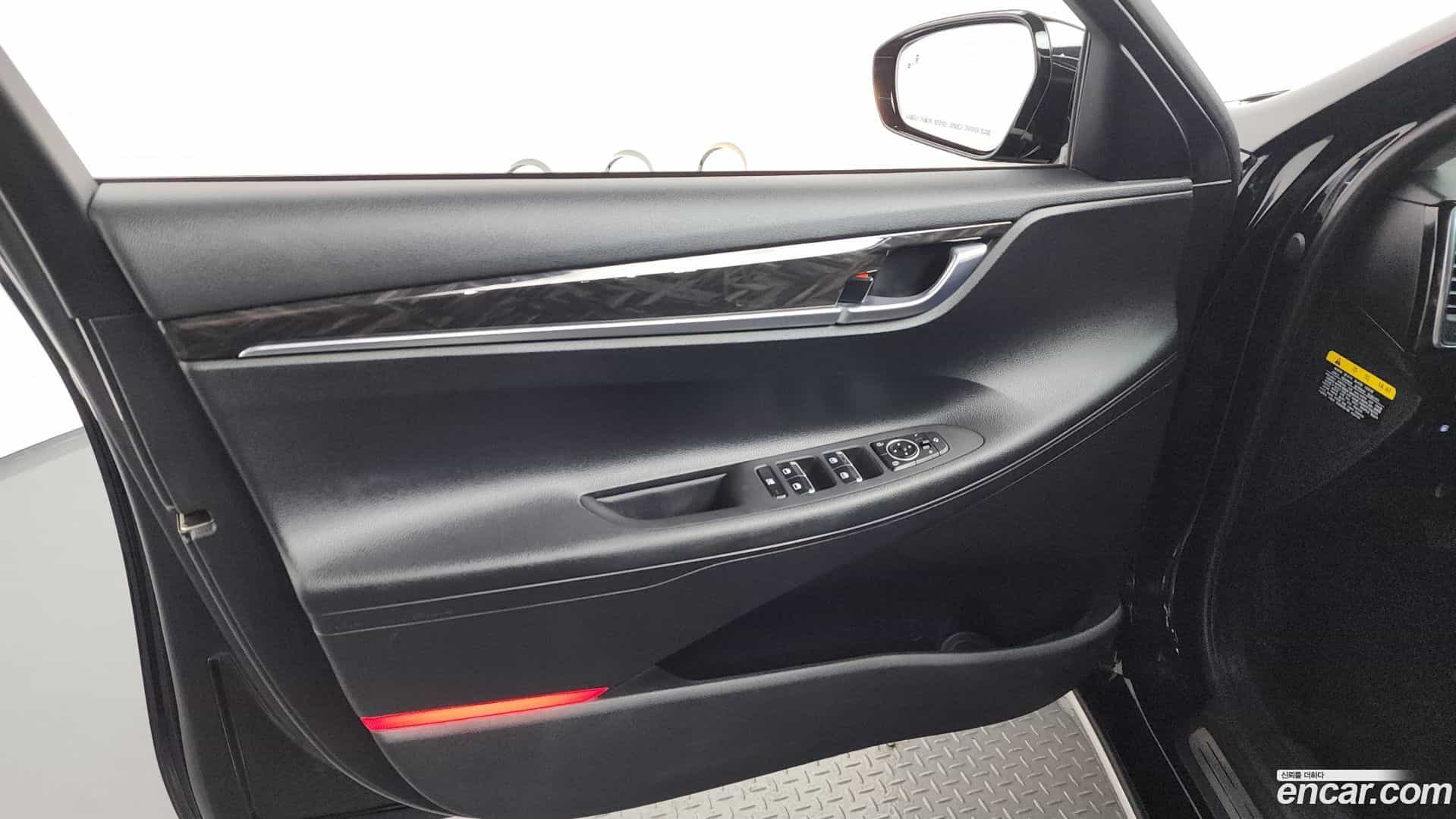 Grandeur Hyundai 2017.0-INNER-034