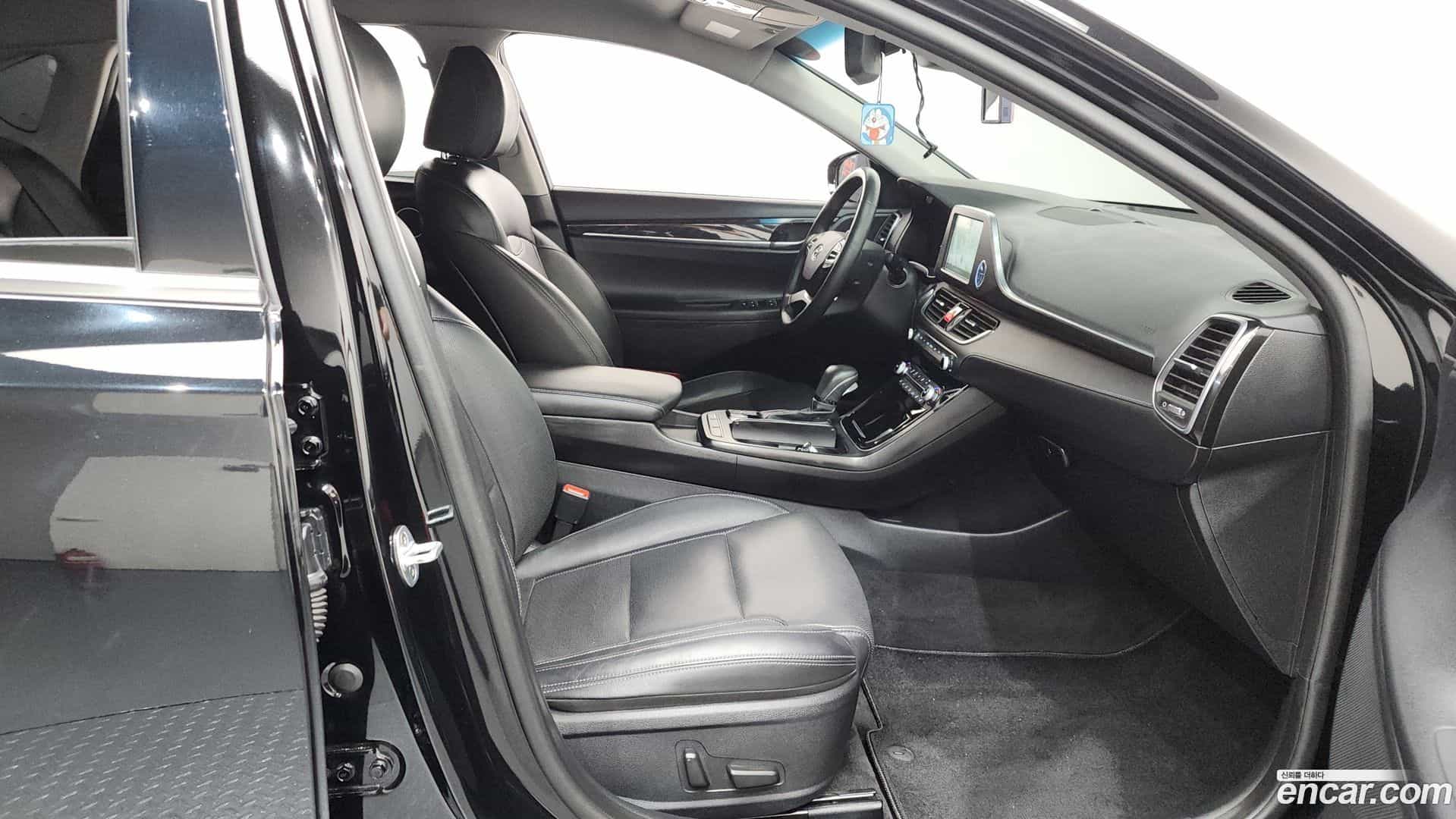 Grandeur Hyundai 2017.0-INNER-036