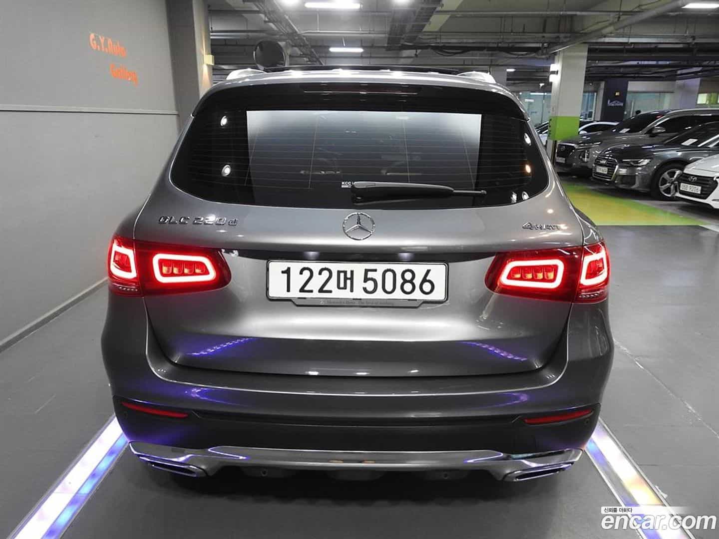 GLC-Class Mercedes-Benz 2022.8-OUTER-004