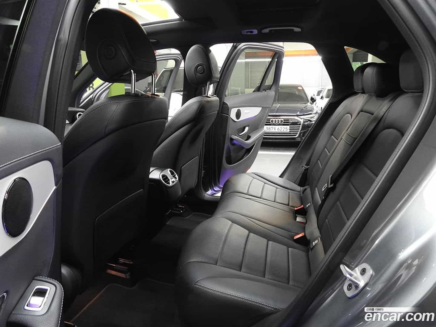 GLC-Class Mercedes-Benz 2022.8-OPTION-015