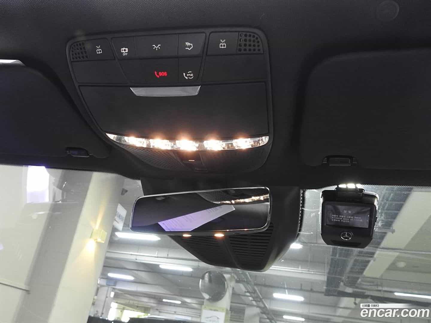 GLC-Class Mercedes-Benz 2022.8-OPTION-019