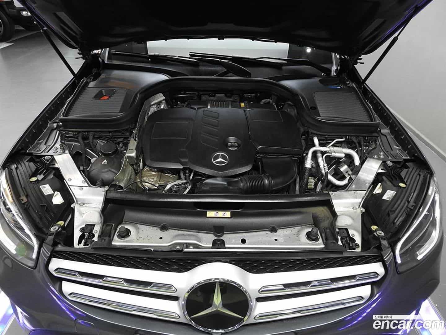 GLC-Class Mercedes-Benz 2022.8-OPTION-020