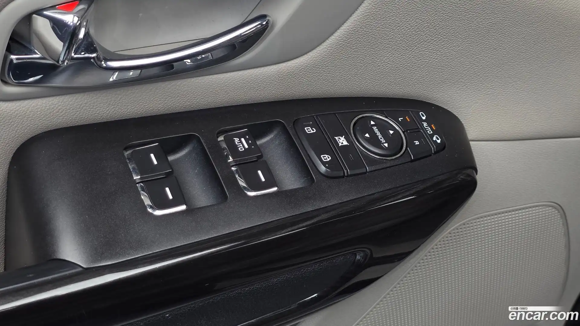 Canival Kia 2019.4-OPTION-023
