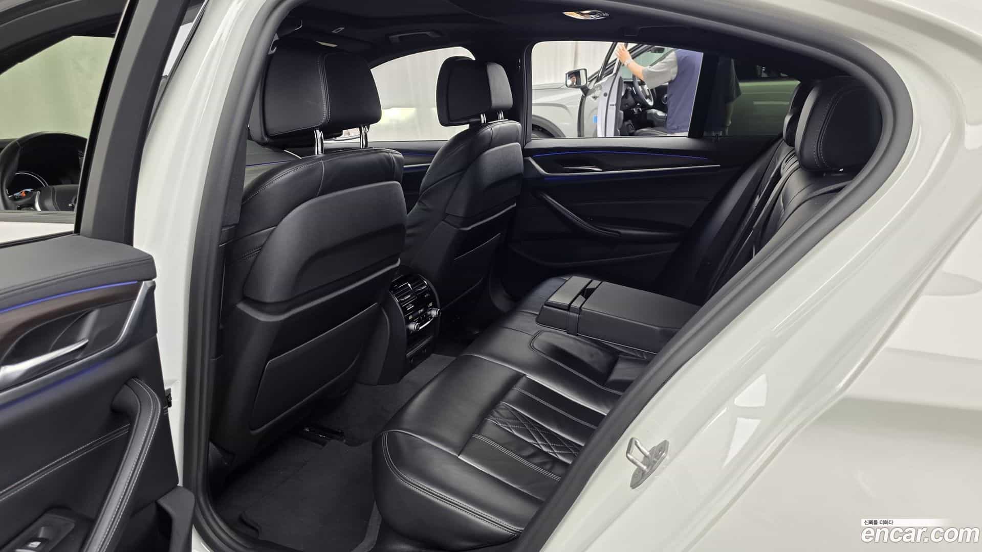 5-Series BMW 2017.6-INNER-036