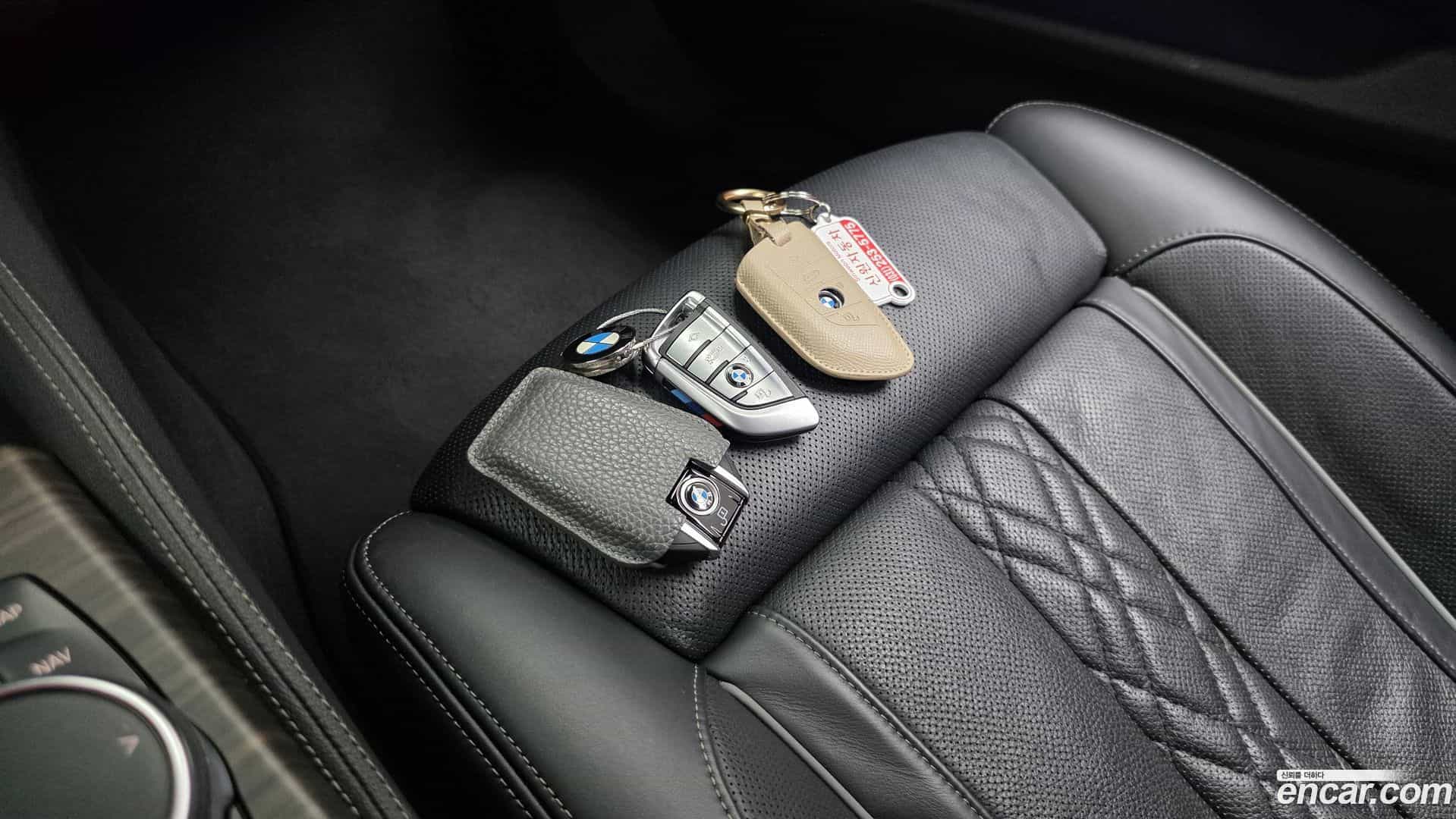 5-Series BMW 2017.6-OPTION-046