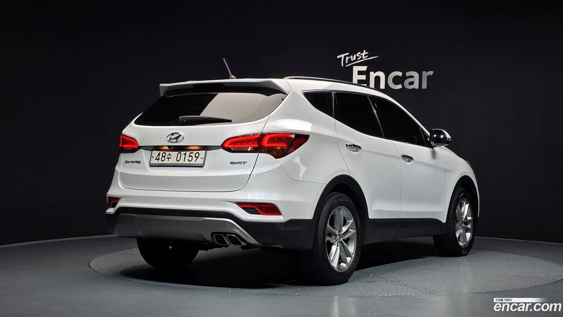 Santafe Hyundai 2016.11-OUTER-002