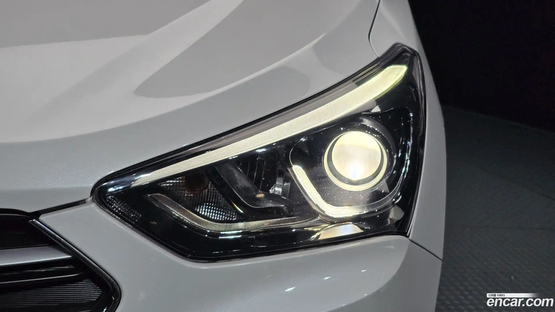 Santafe Hyundai 2016.11-OUTER-032