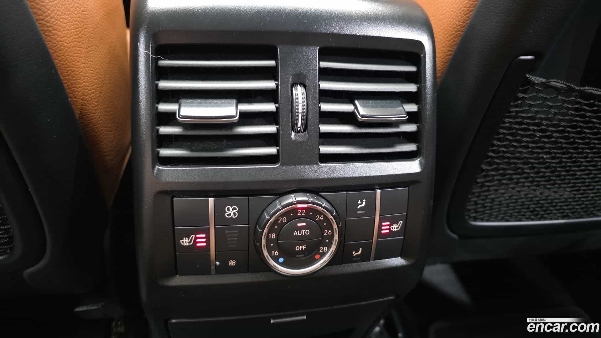 GLE-Class Mercedes-Benz 2017.6-OPTION-022
