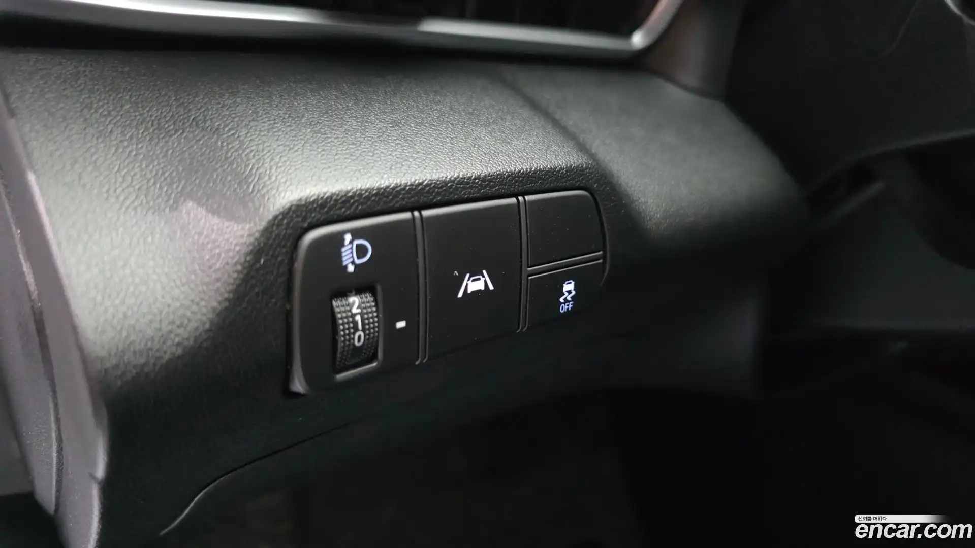 AVANTE Hyundai 2023.1-OPTION-021