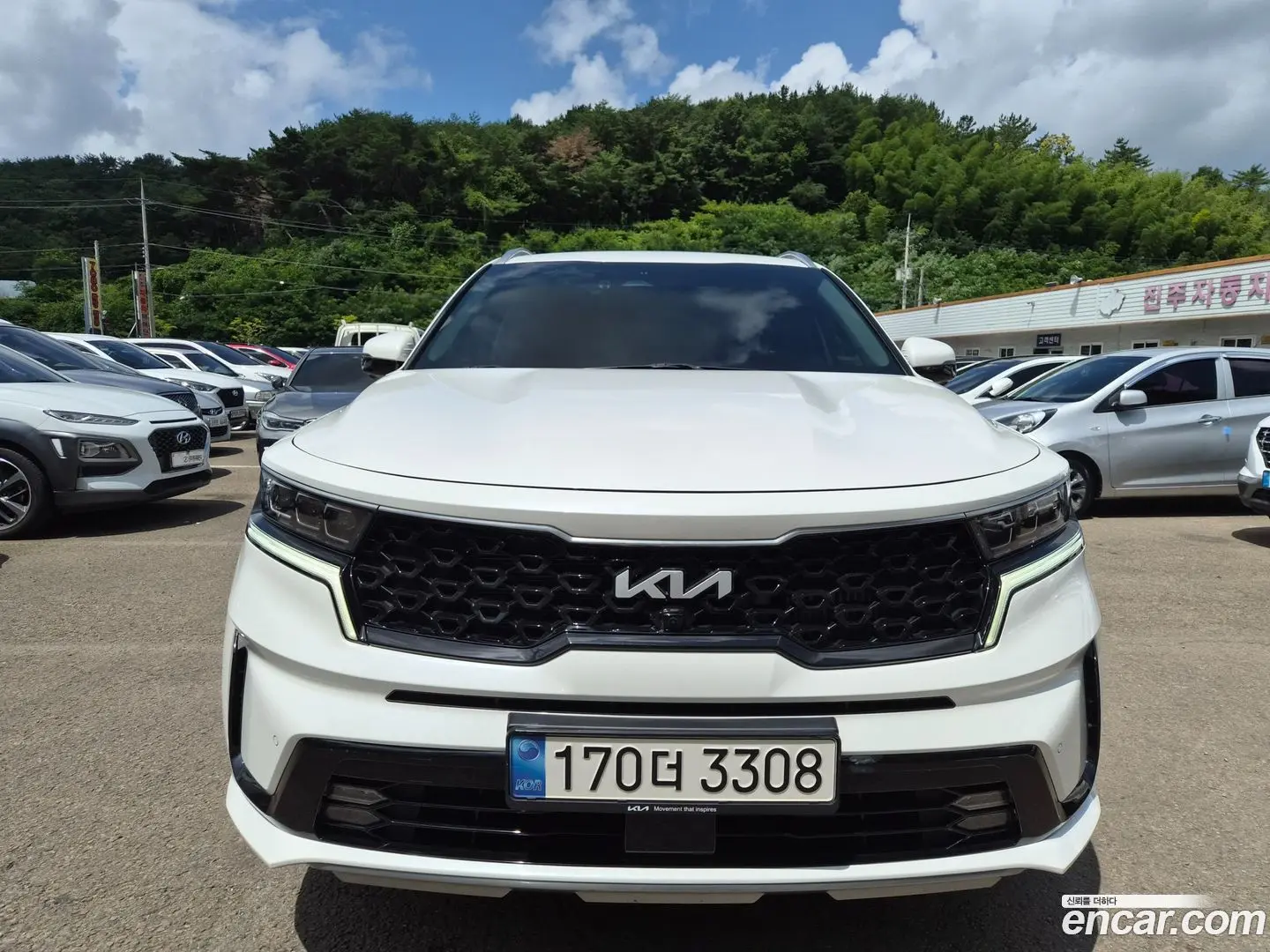 Main__Slider__Photo:Sorento Kia 2023.3-0