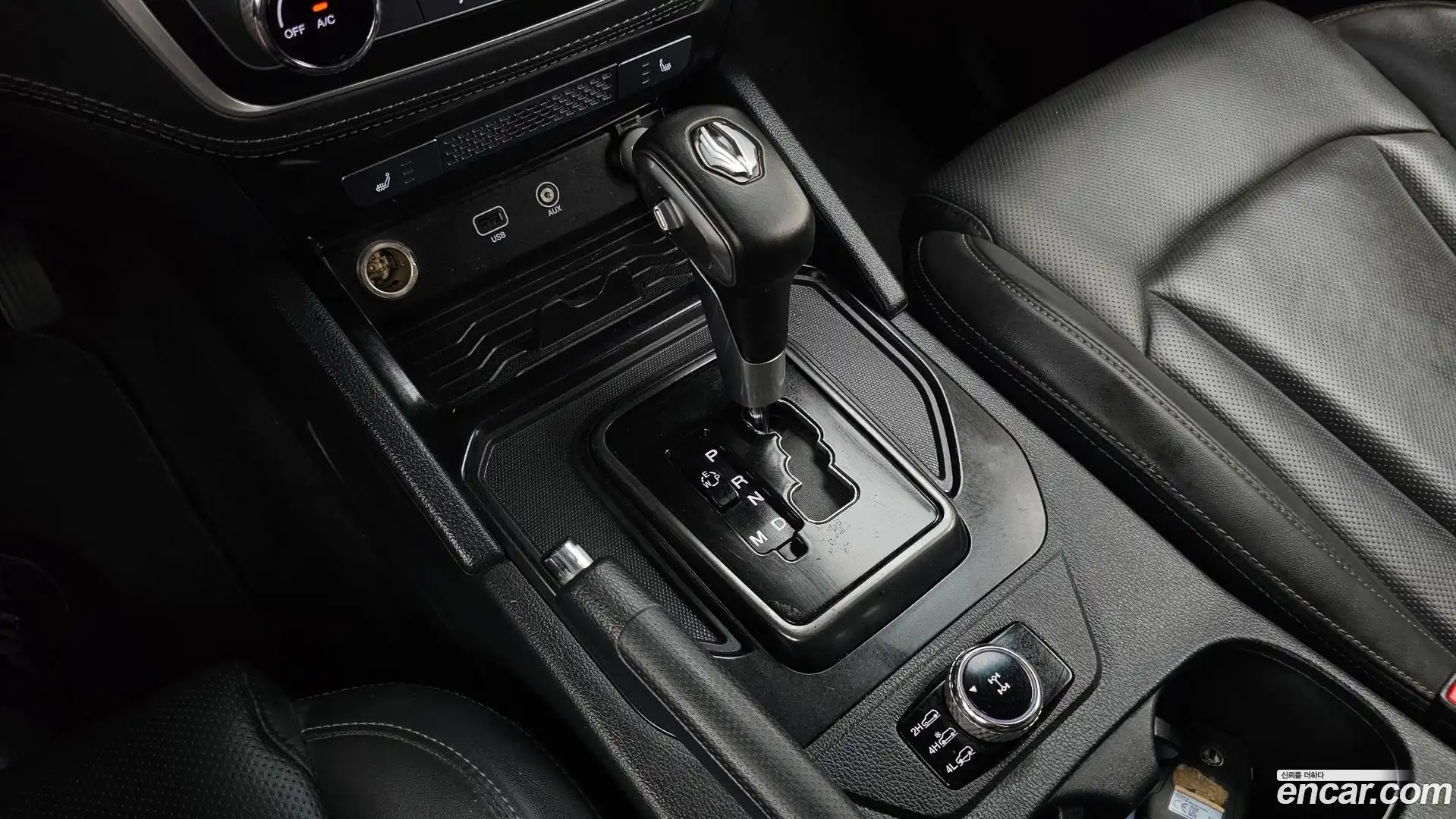 Rexton KG Mobility 2020.5-INNER-009