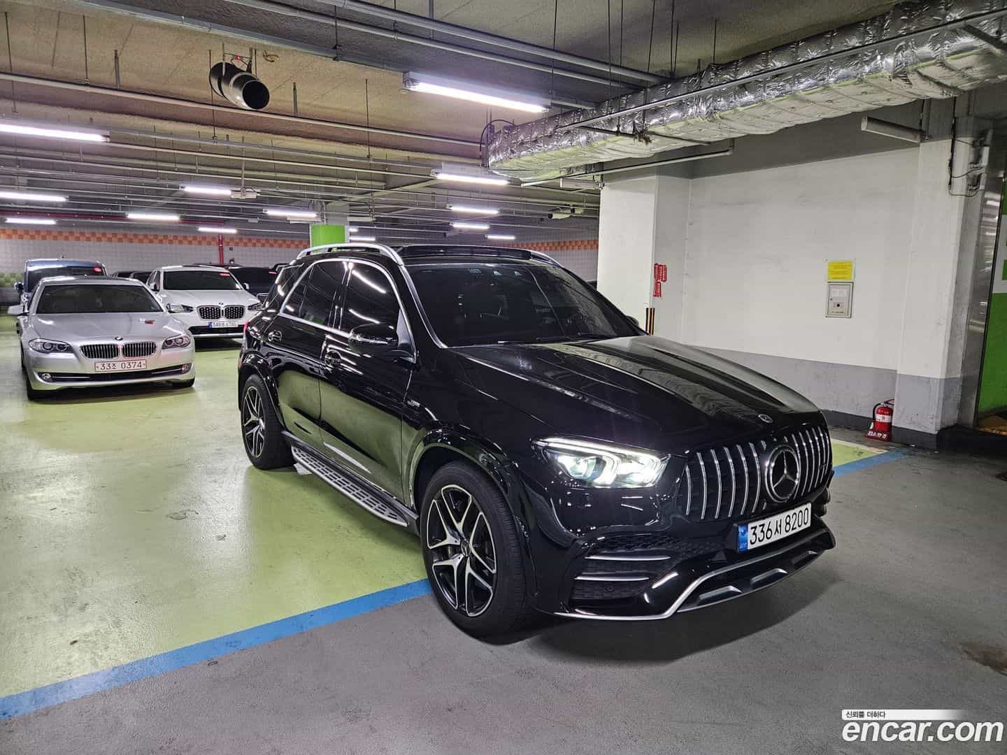 GLE-Class Mercedes-Benz 2021.8-OUTER-002