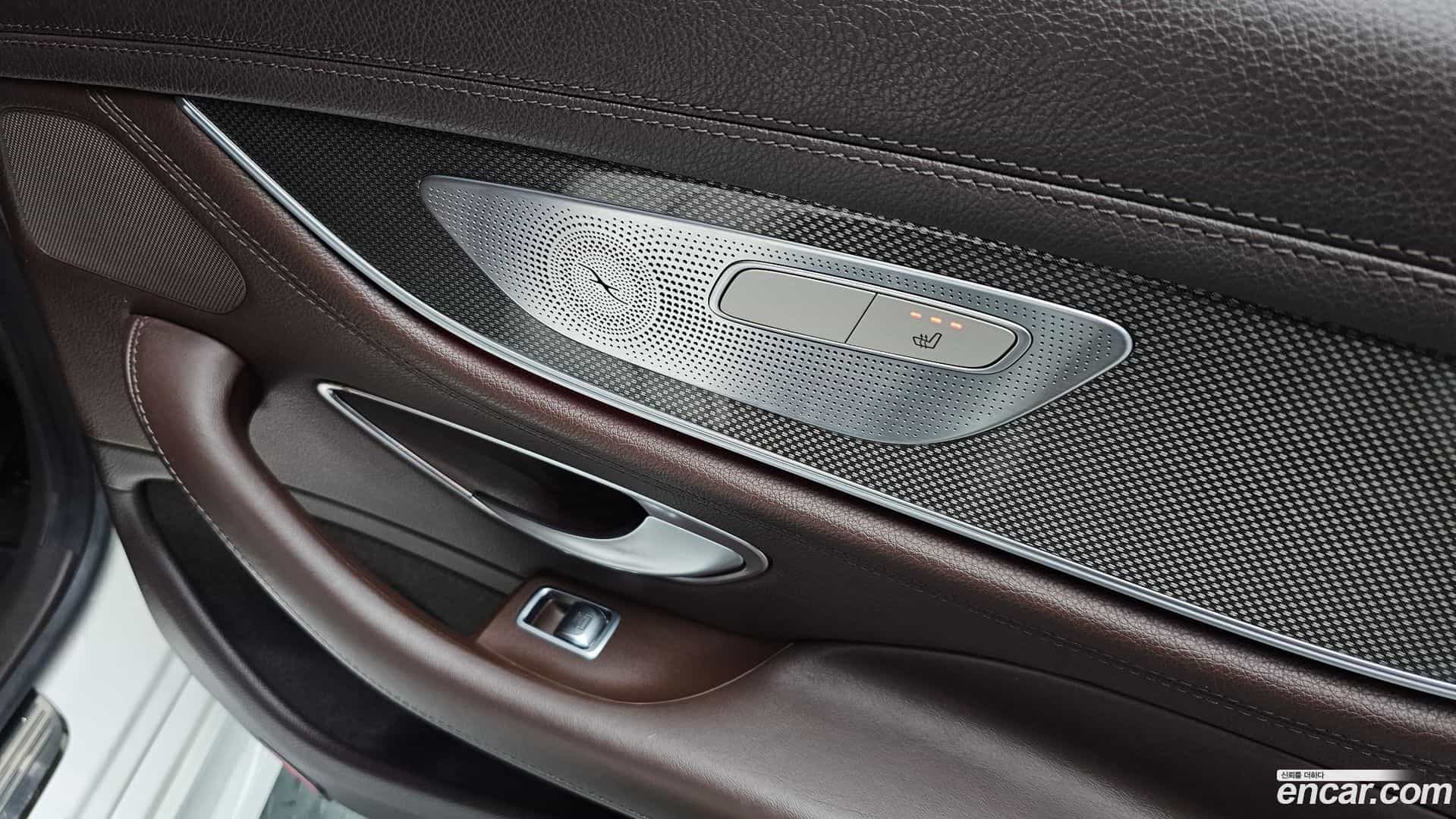CLS-Class Mercedes-Benz 2018.11-OPTION-022
