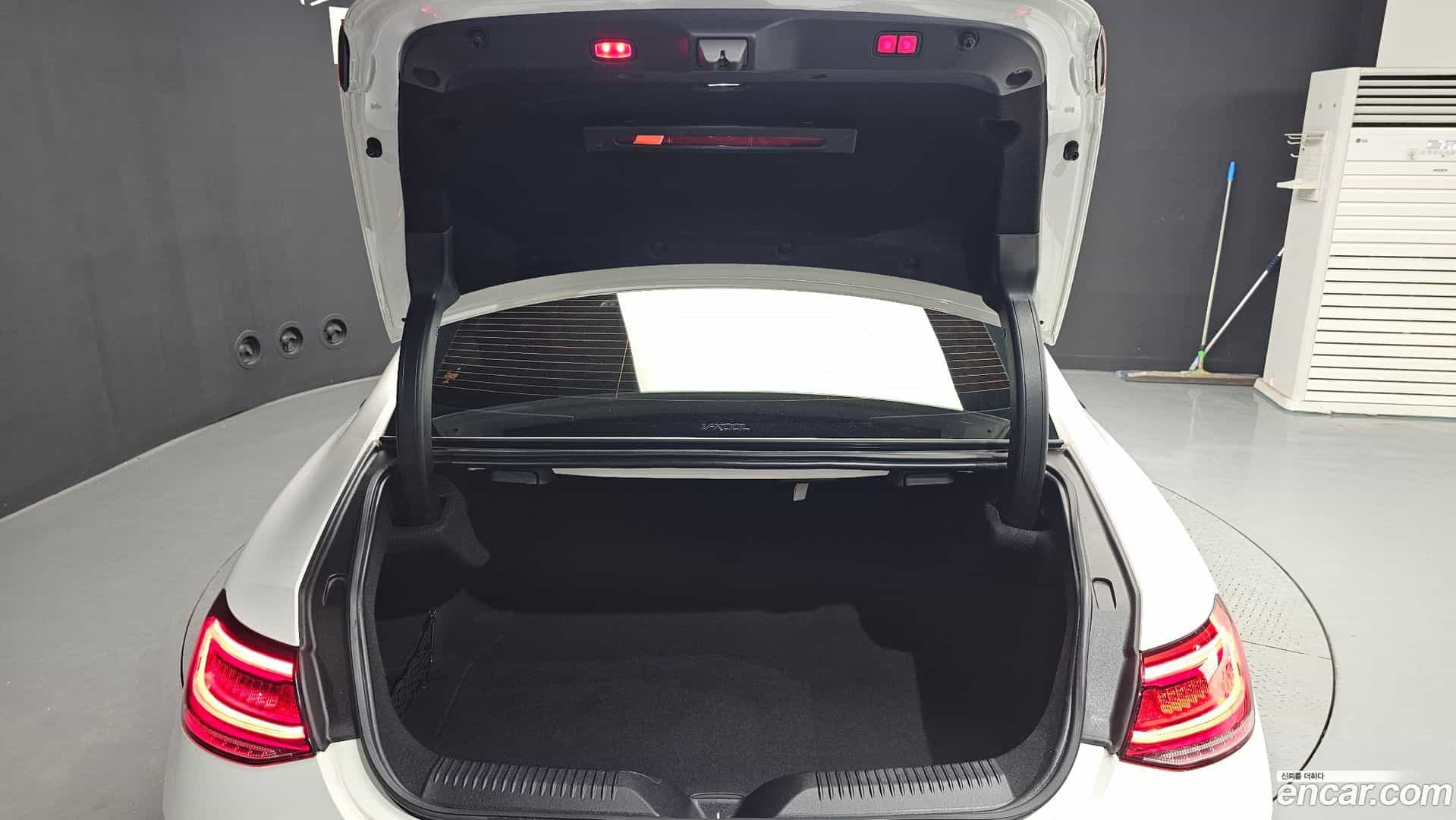 CLS-Class Mercedes-Benz 2018.11-OPTION-024