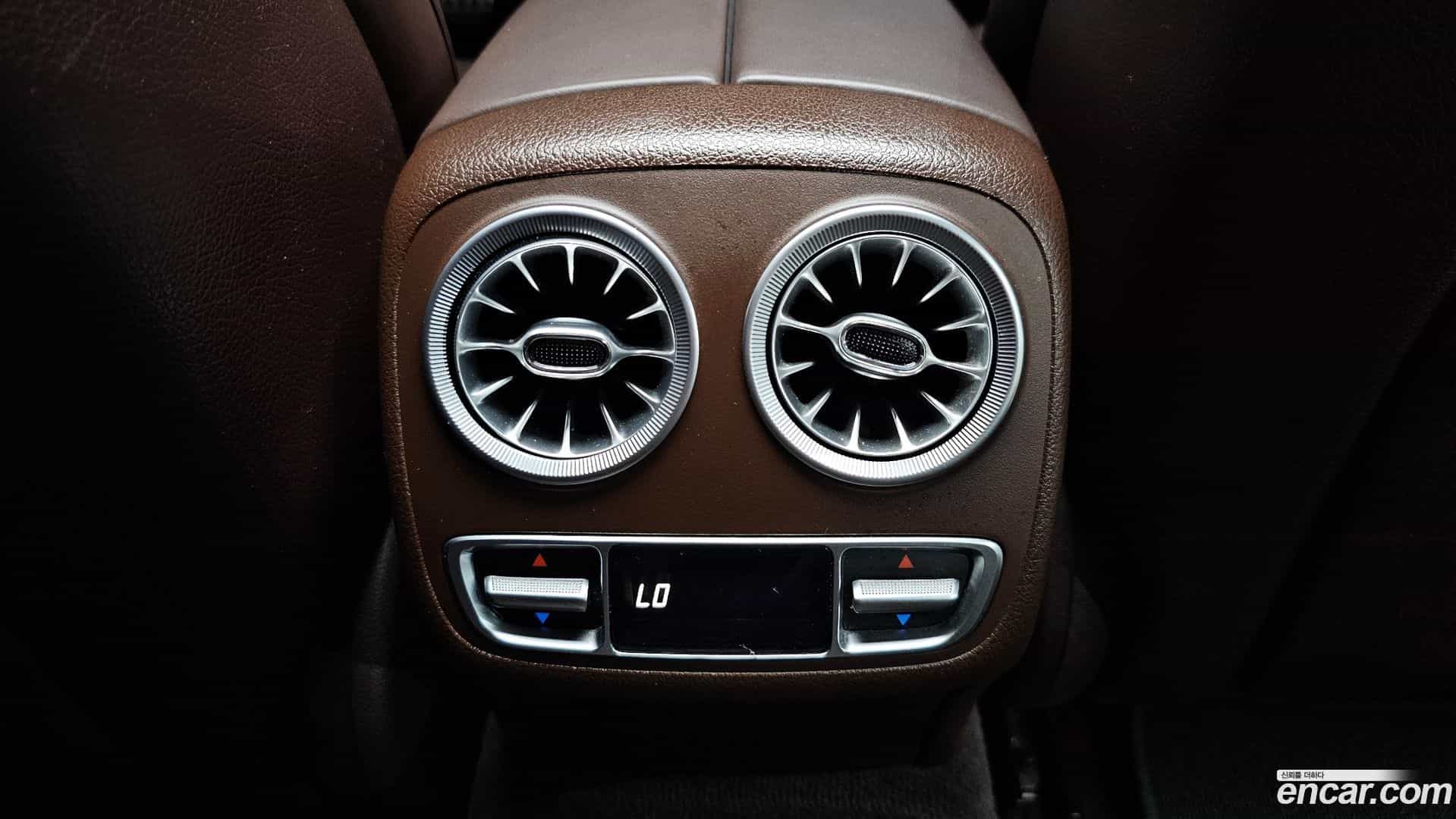 CLS-Class Mercedes-Benz 2018.11-OPTION-044