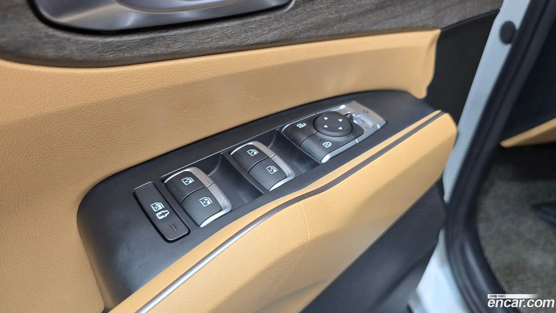 Sorento Kia 2020.5-OPTION-017