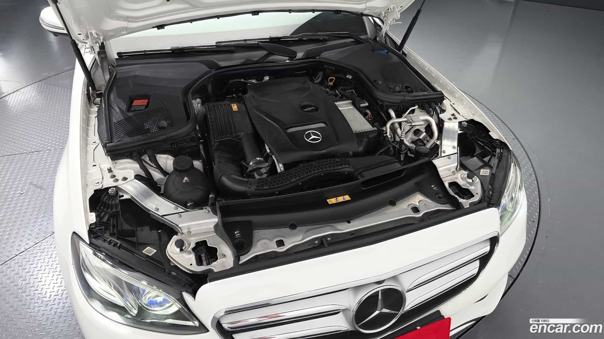 E-Class Mercedes-Benz 2020.6-OUTER-006