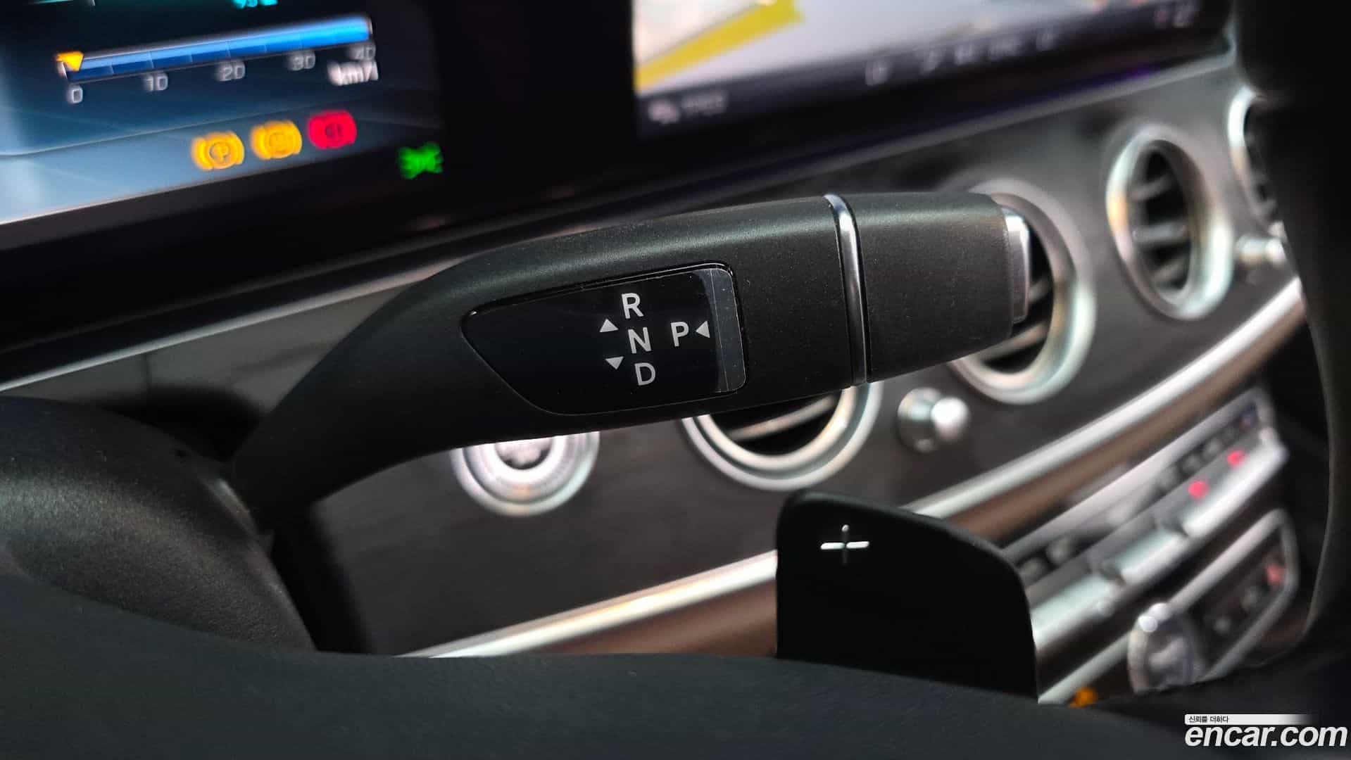 E-Class Mercedes-Benz 2020.6-INNER-009