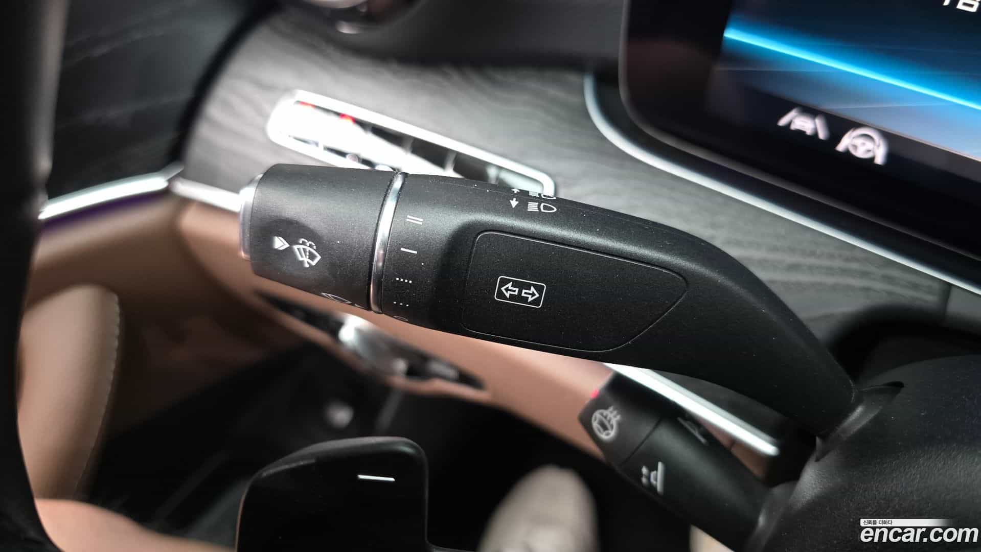 E-Class Mercedes-Benz 2020.6-OPTION-022