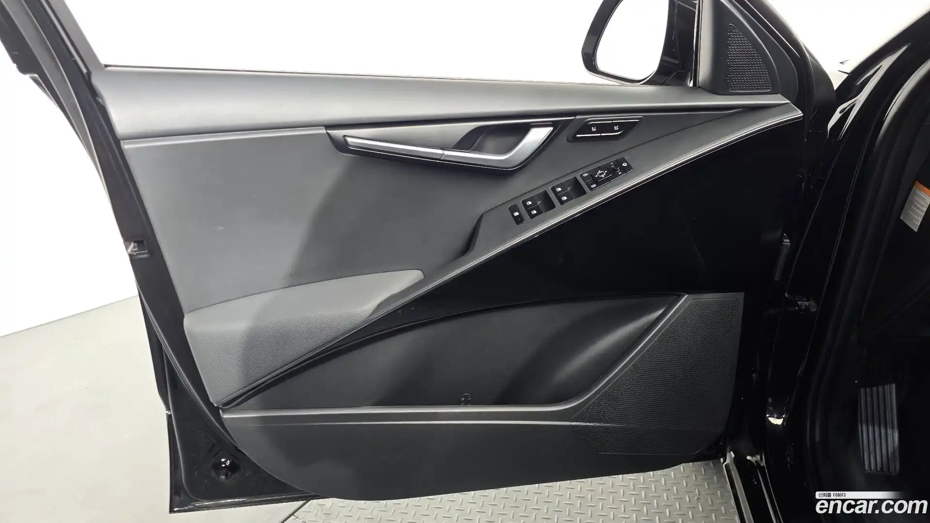 Niro Kia 2022.5-INNER-034