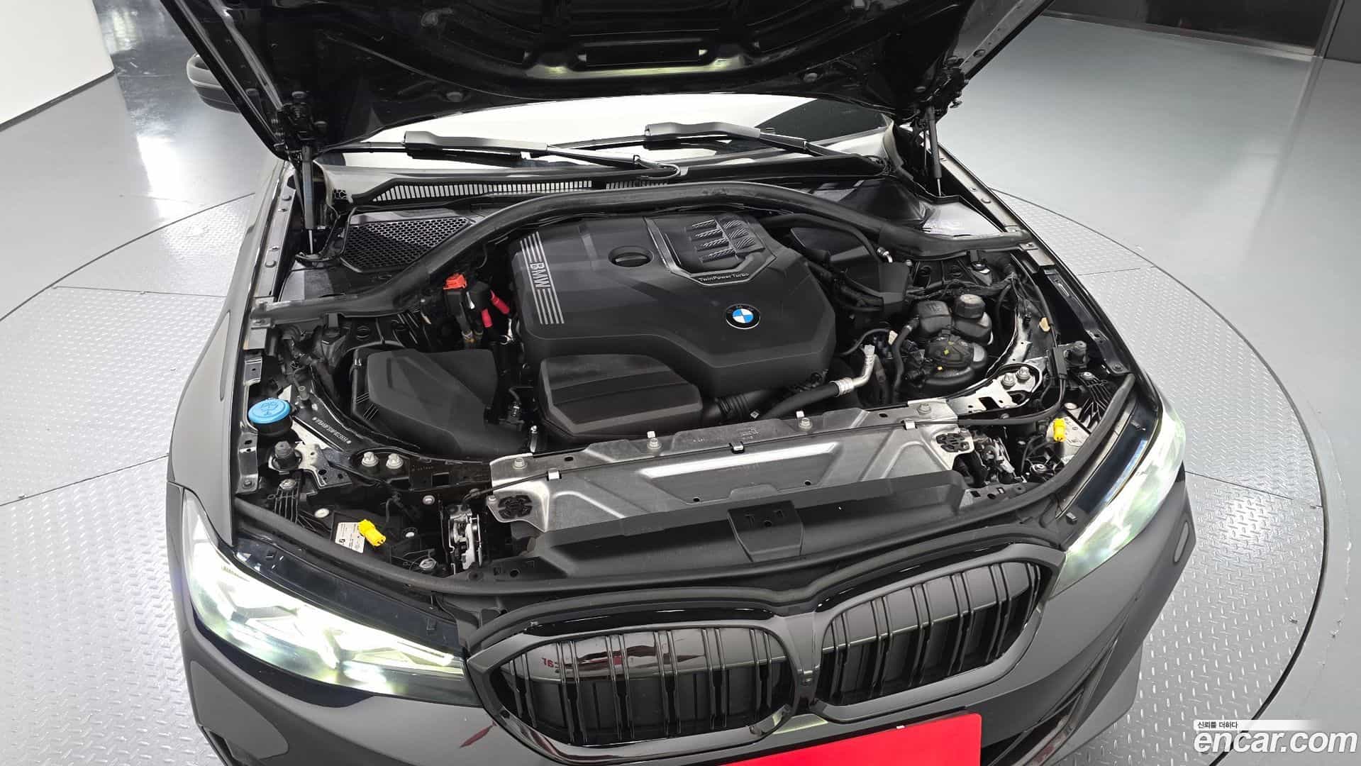 3-Series BMW 2023.5-OUTER-006