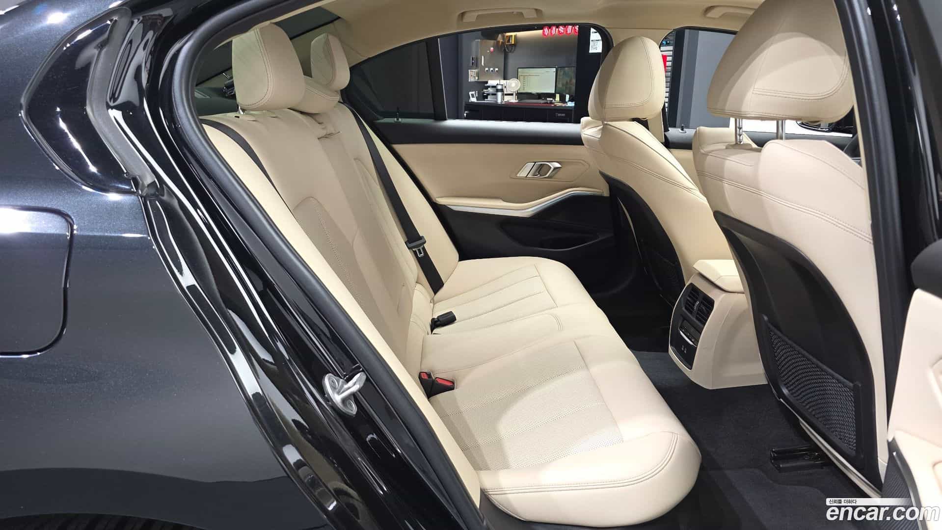 3-Series BMW 2023.5-OPTION-016