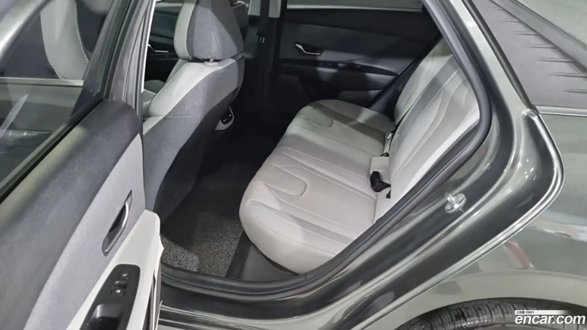 AVANTE Hyundai 2021.5-OPTION-015