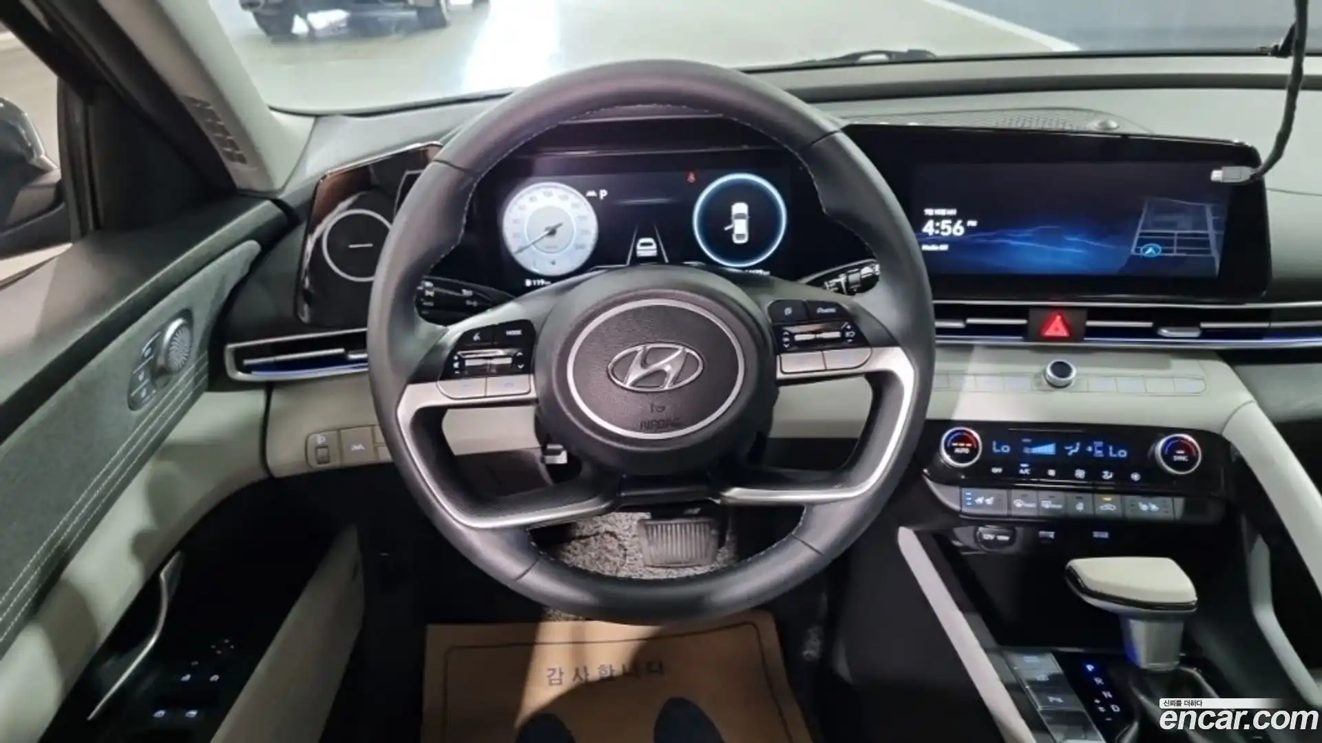 AVANTE Hyundai 2021.5-OPTION-019
