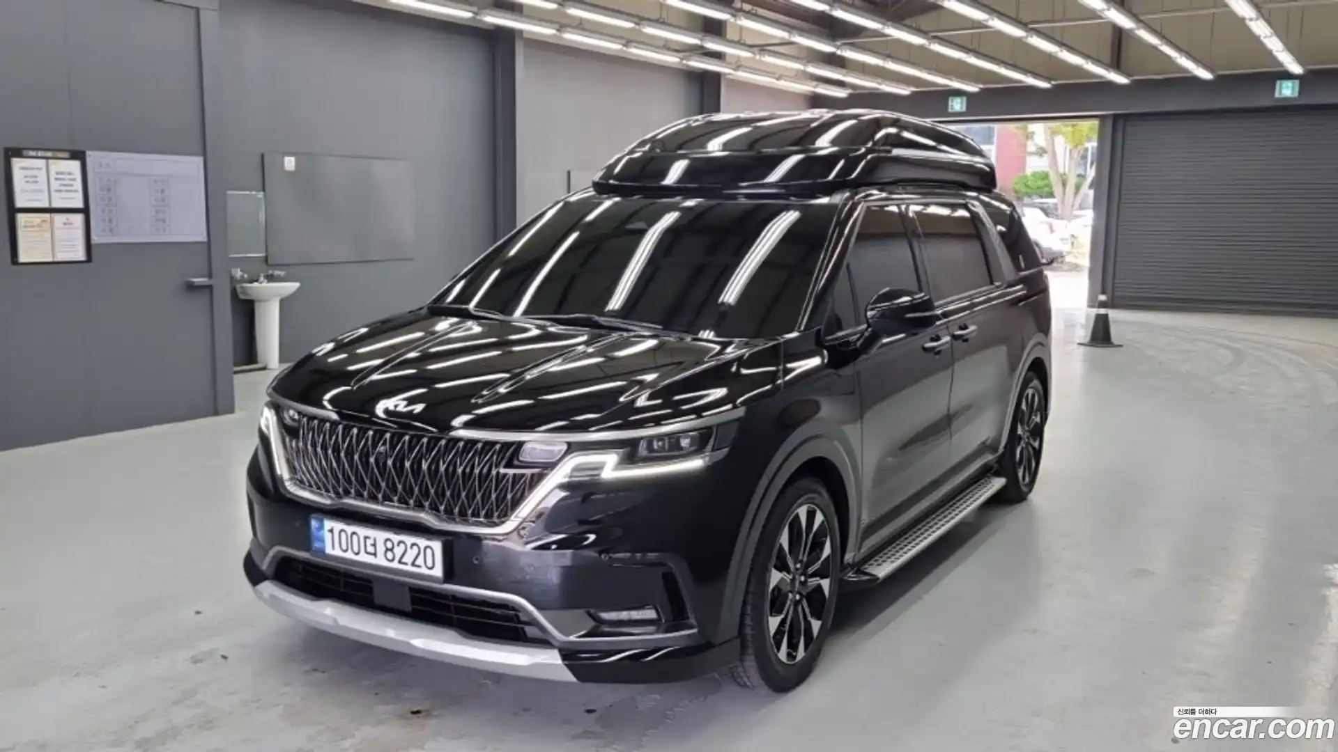 Canival Kia 2022.8-OUTER-001