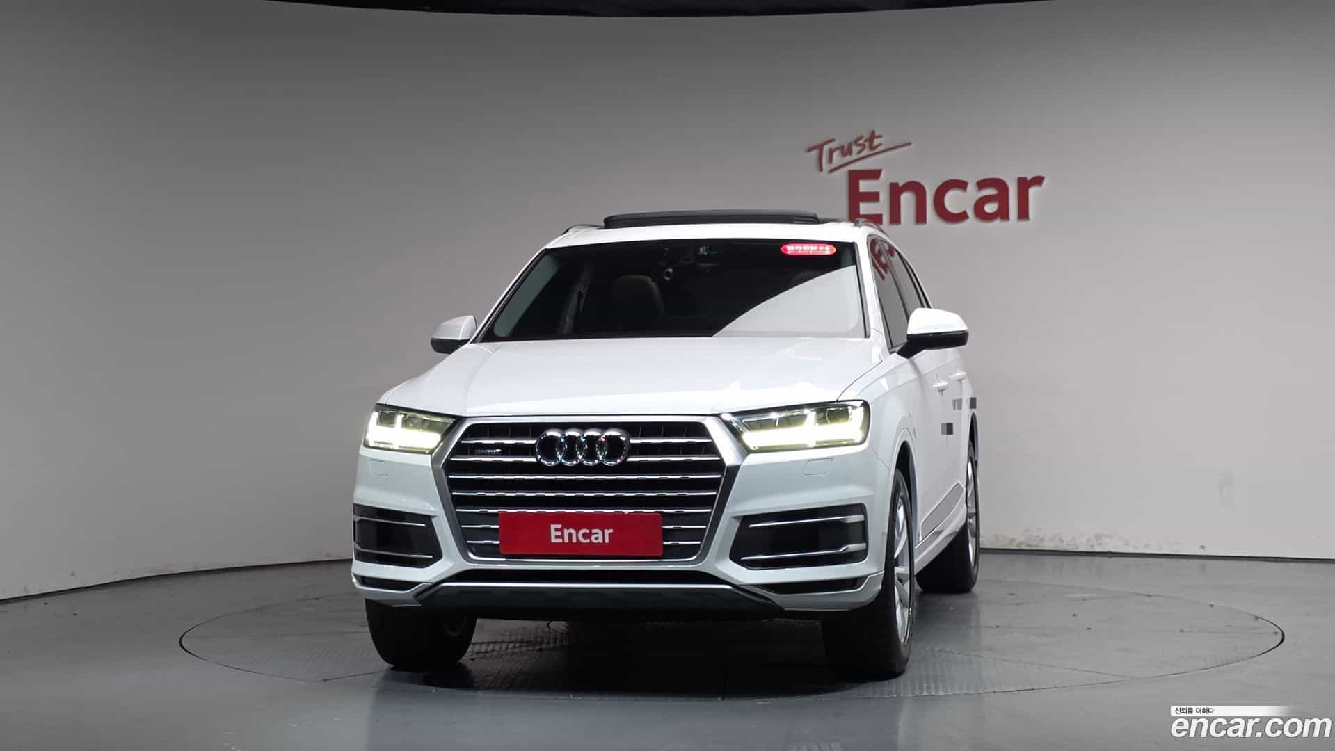 Q7 Audi 2019.10-OUTER-003